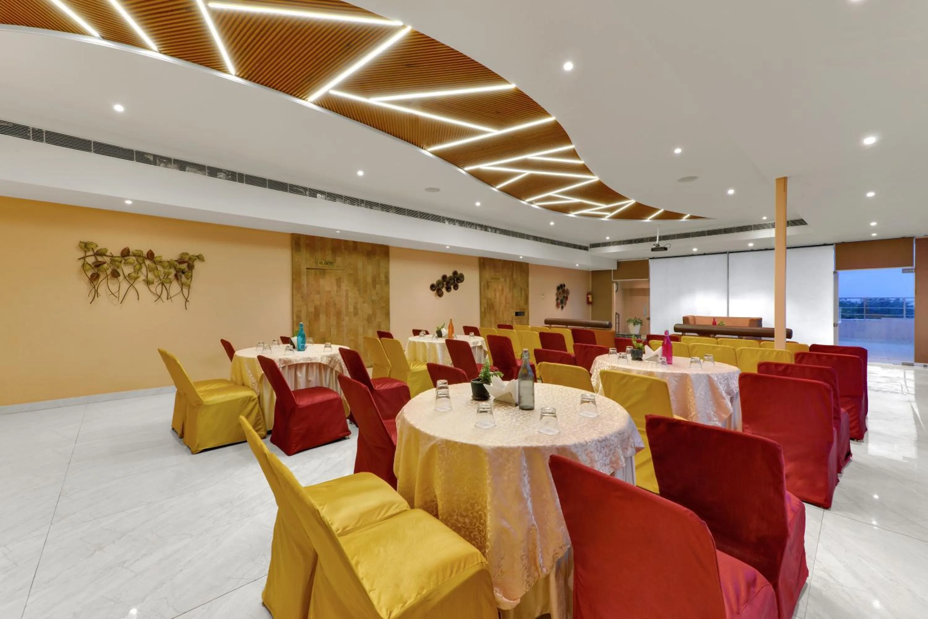 Banquet/Function facilities in The Royal Melange Beacon