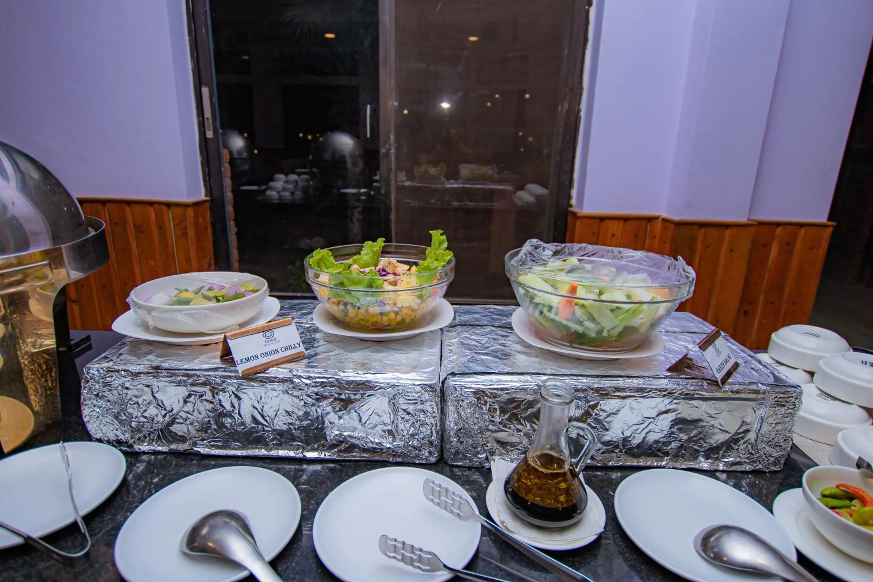 Food and drinks in Hotel Seven Limited