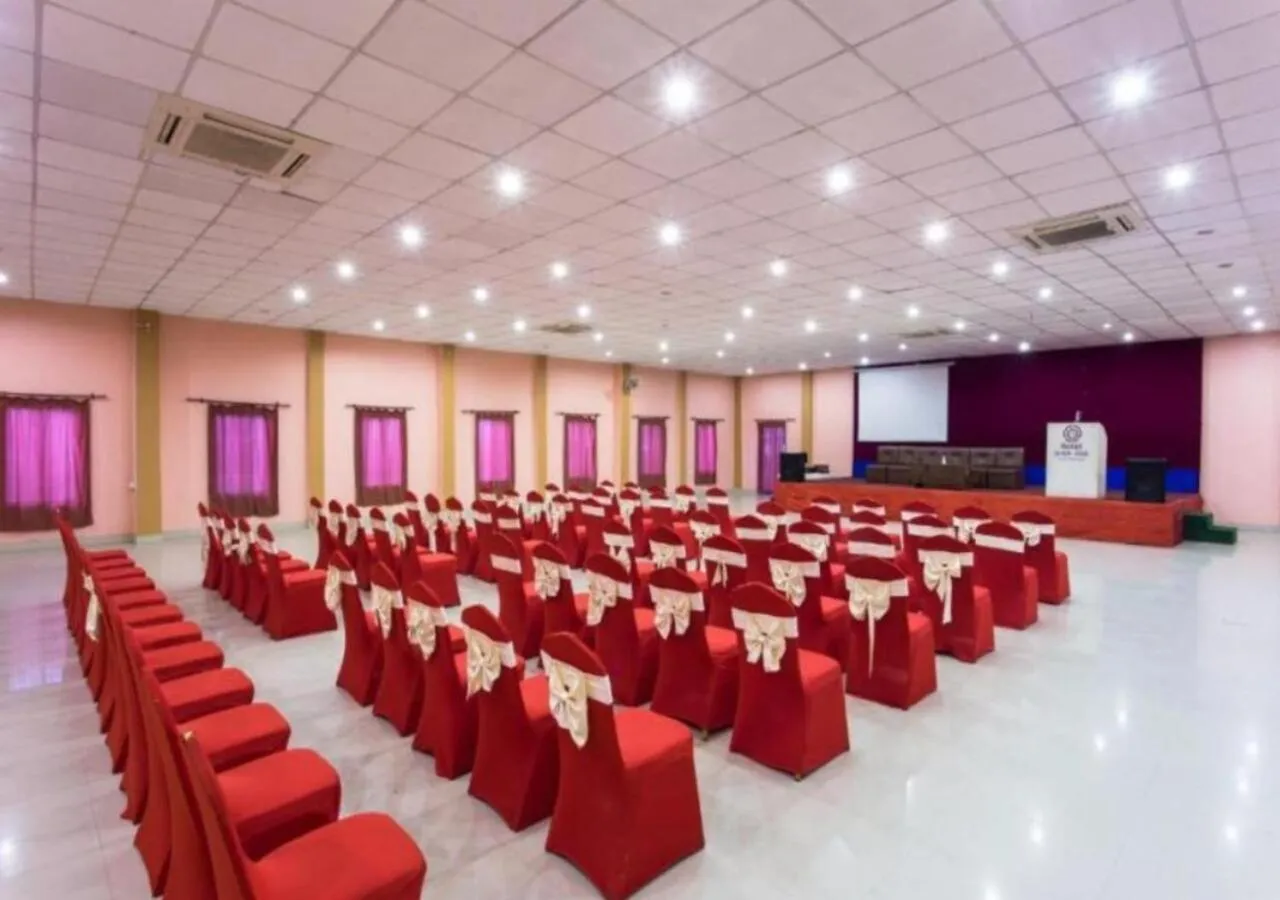 Meeting/conference room in Hotel Seven Limited