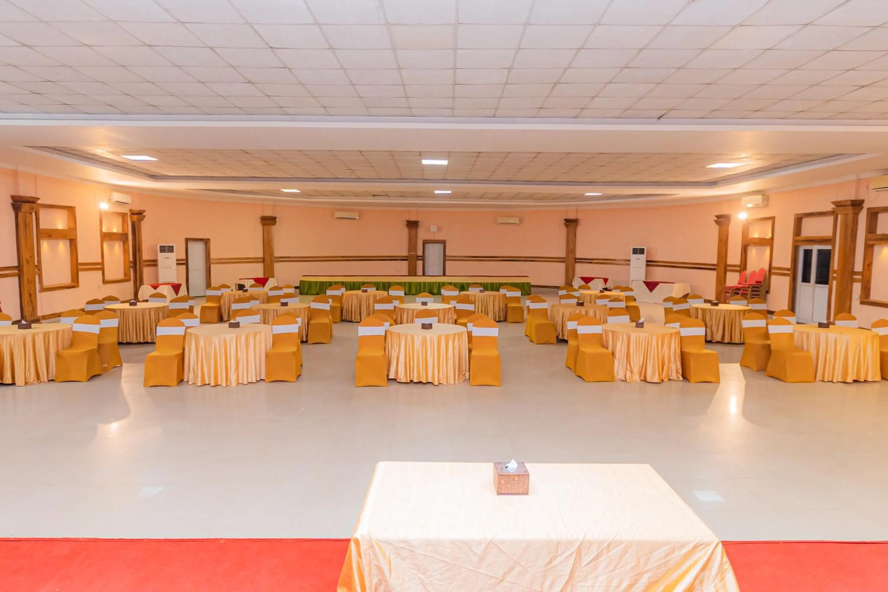 Banquet/Function facilities in Hotel Seven Limited