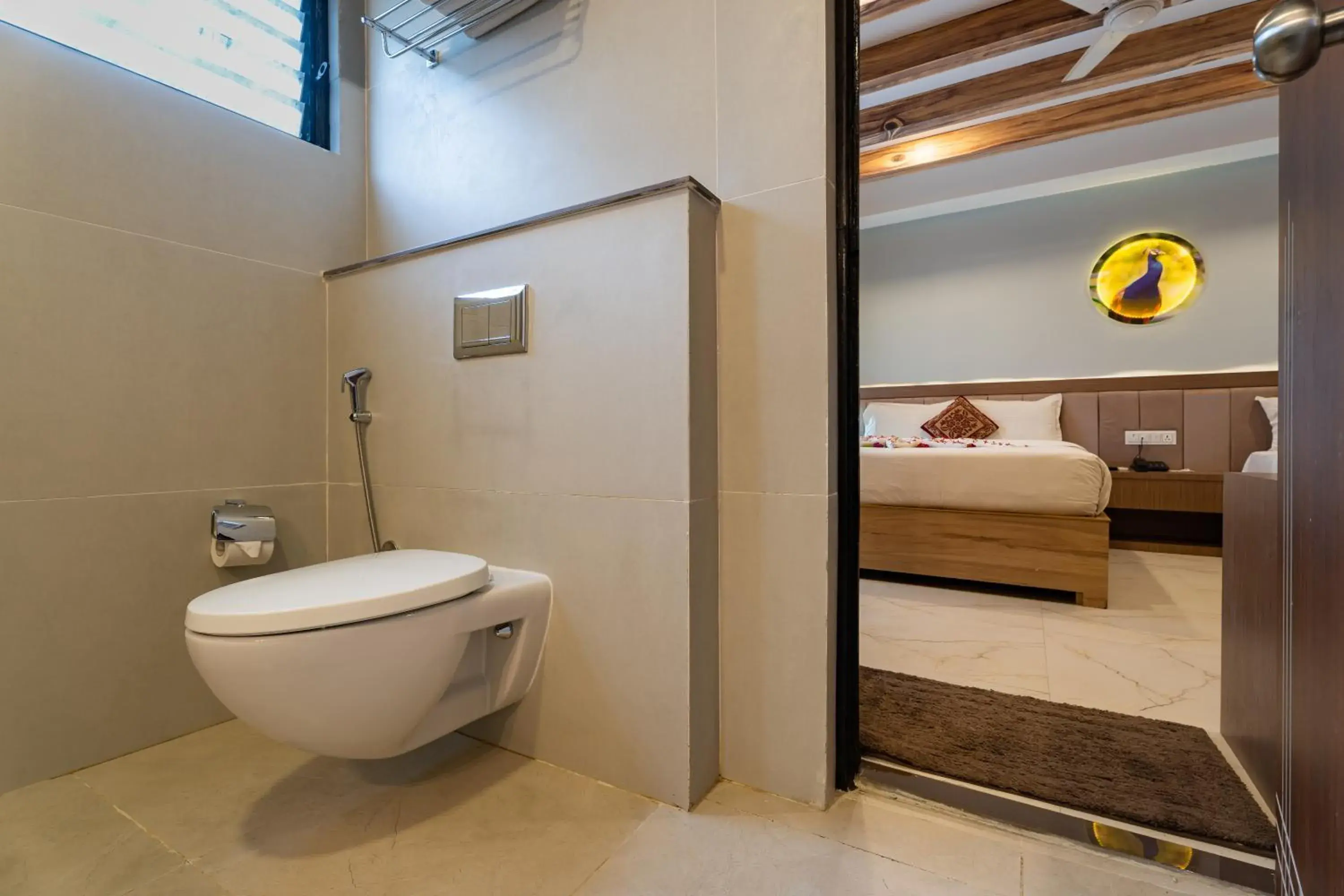 Deluxe Room - single occupancy in Hotel Seven Limited Deluxe Room - single occupancy in Hotel Seven Limited