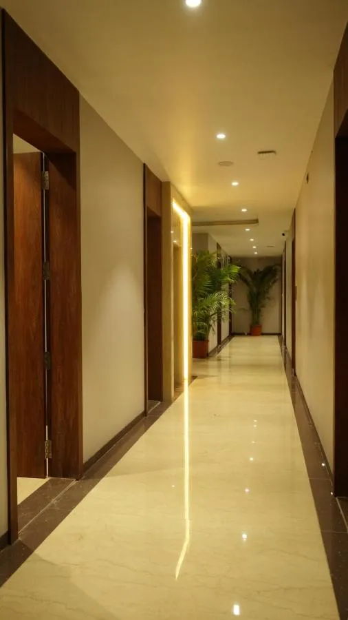 Property building in Alaukik Hotel