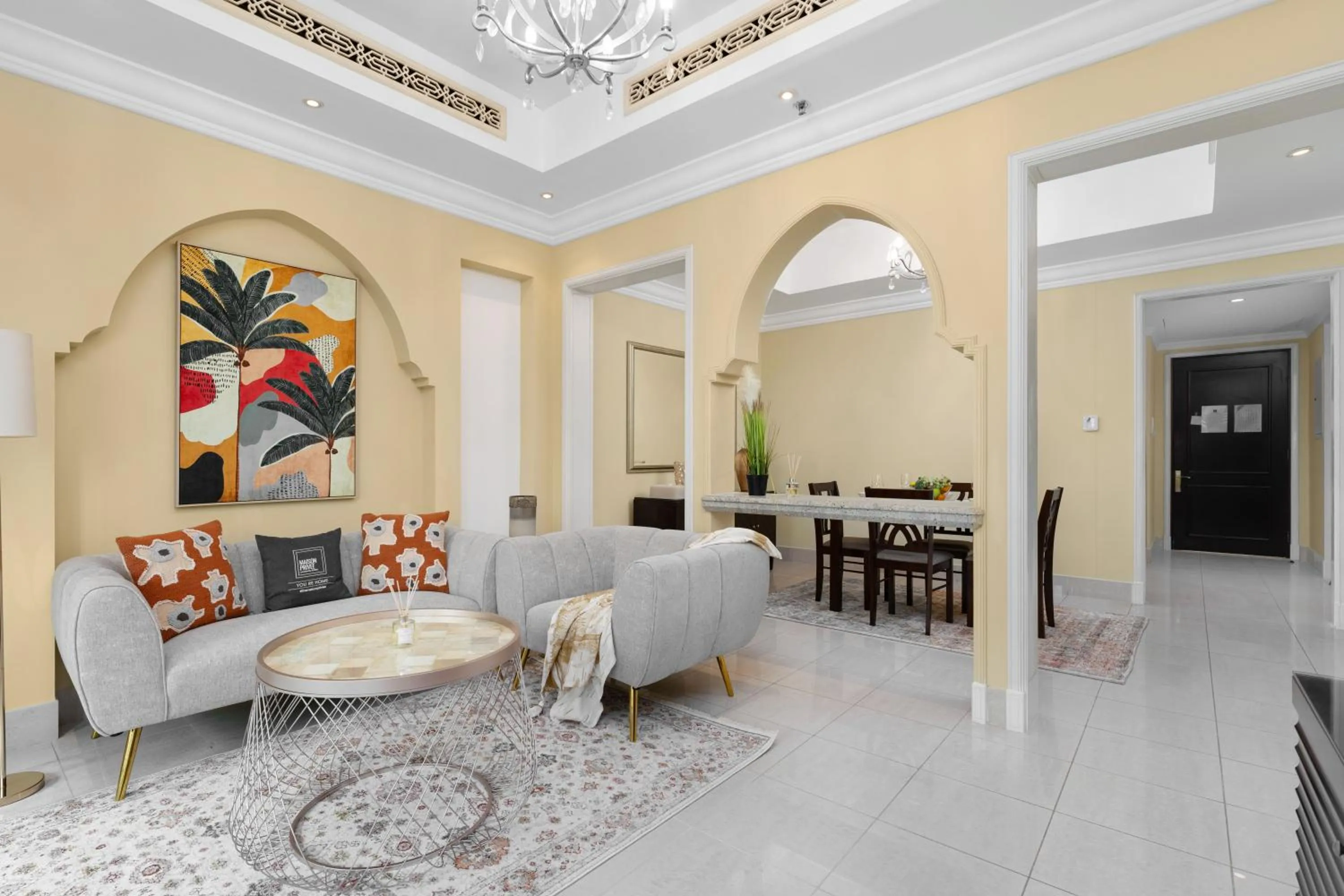 Living room in Maison Privee - Elite Apt Connected to Dubai Mall & Burj Khalifa