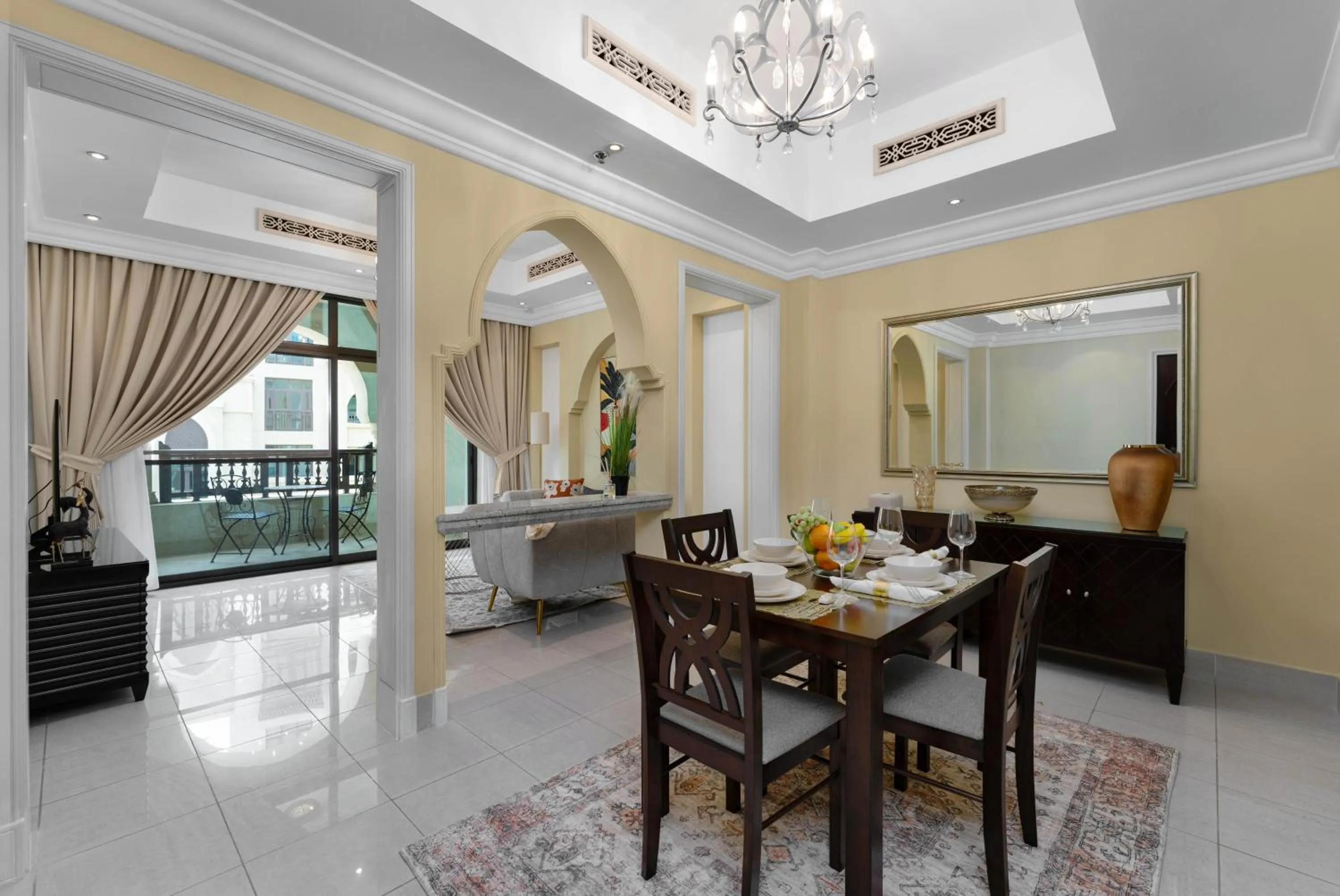 Dining area in Maison Privee - Elite Apt Connected to Dubai Mall & Burj Khalifa