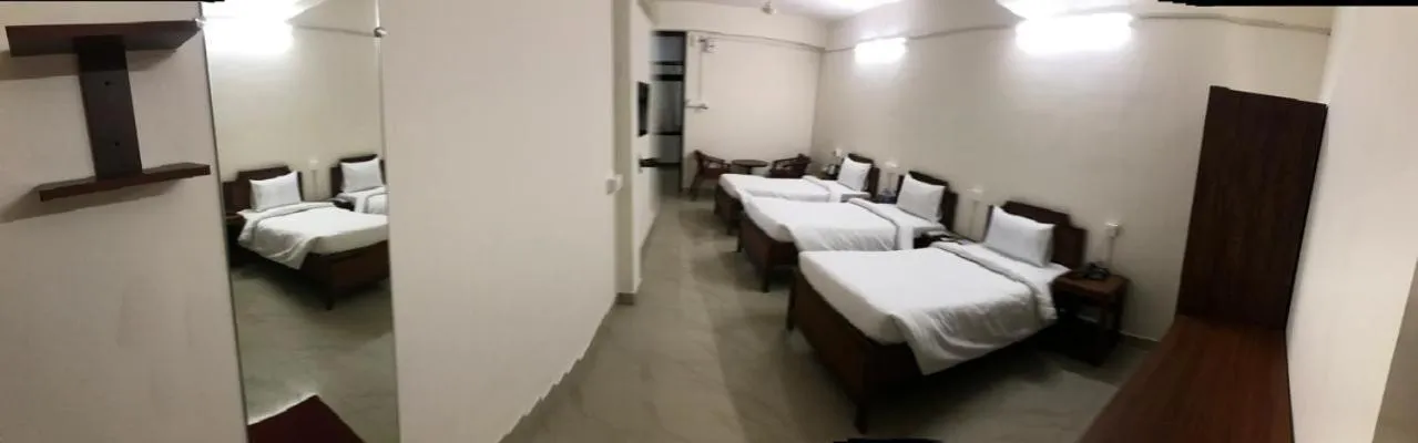 Bed in DWARKA KUNJ