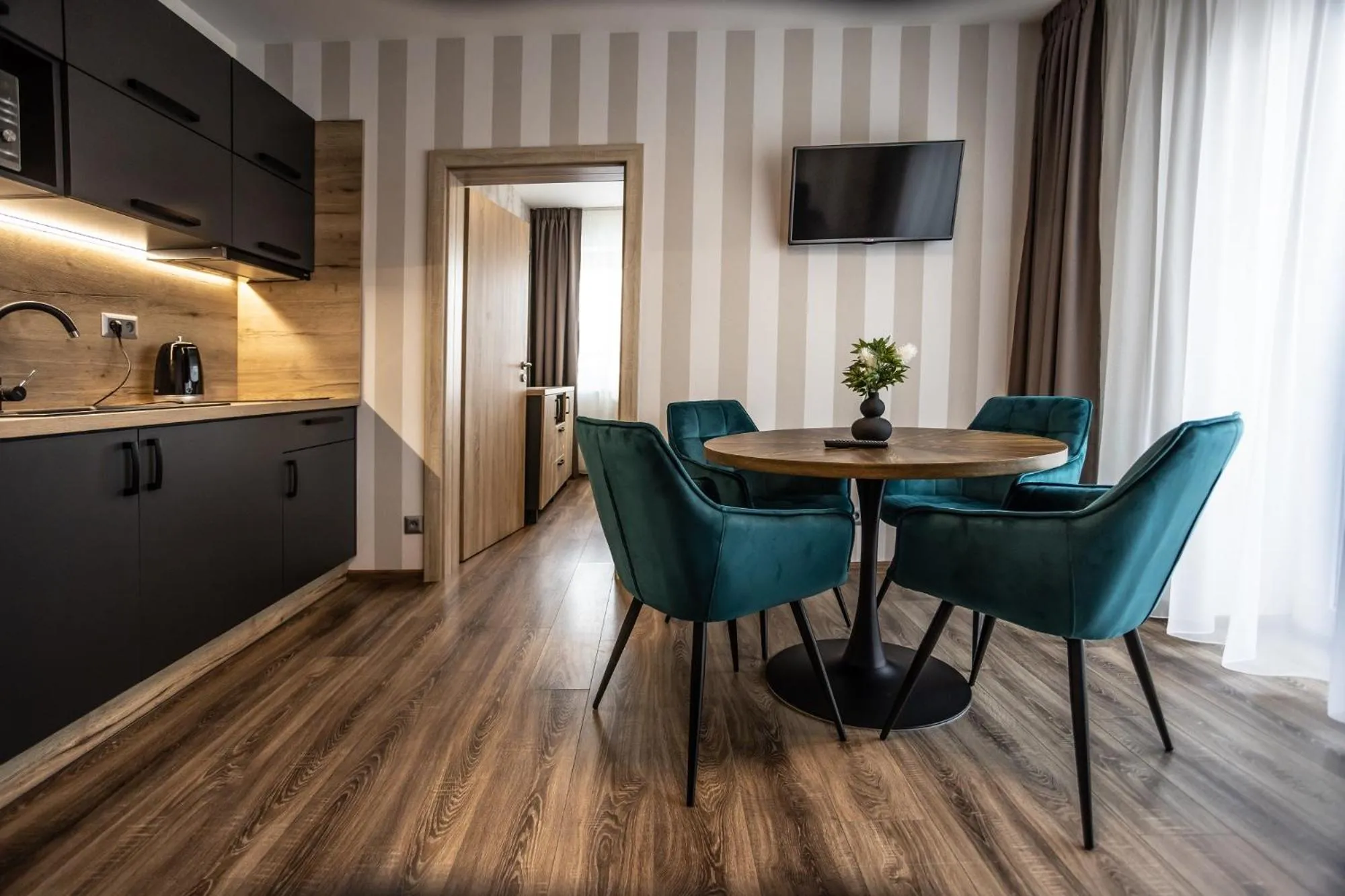 TV and multimedia in Hotel Demanova Apartments - Dependance