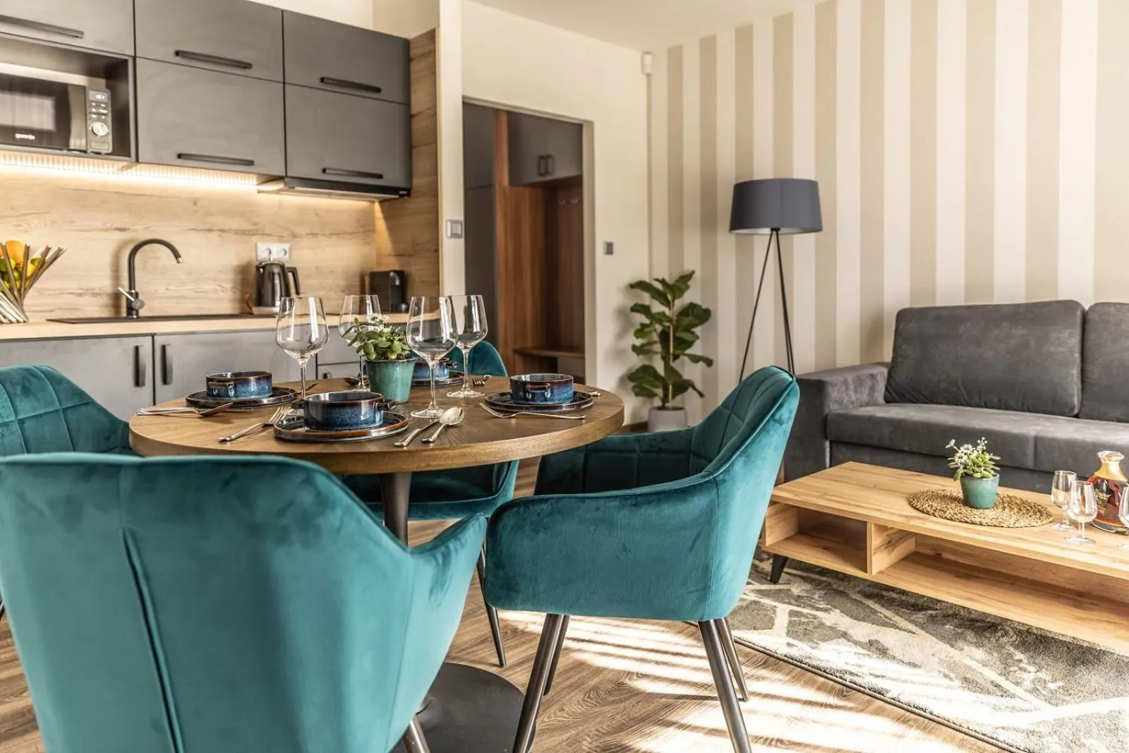 Kitchen or kitchenette in Hotel Demanova Apartments - Dependance