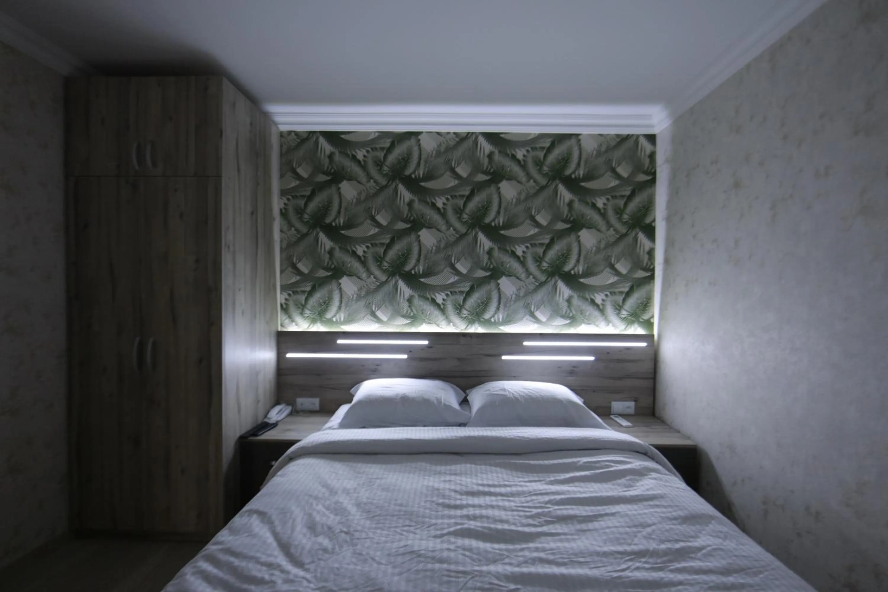 Bed in Opera Avenue Hotel