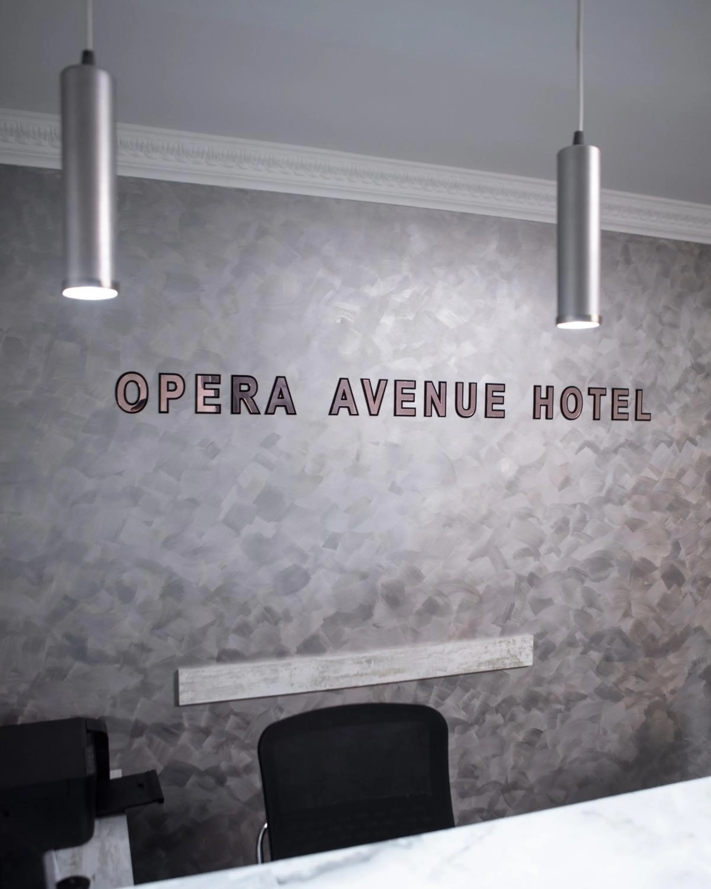 Logo/Certificate/Sign in Opera Avenue Hotel