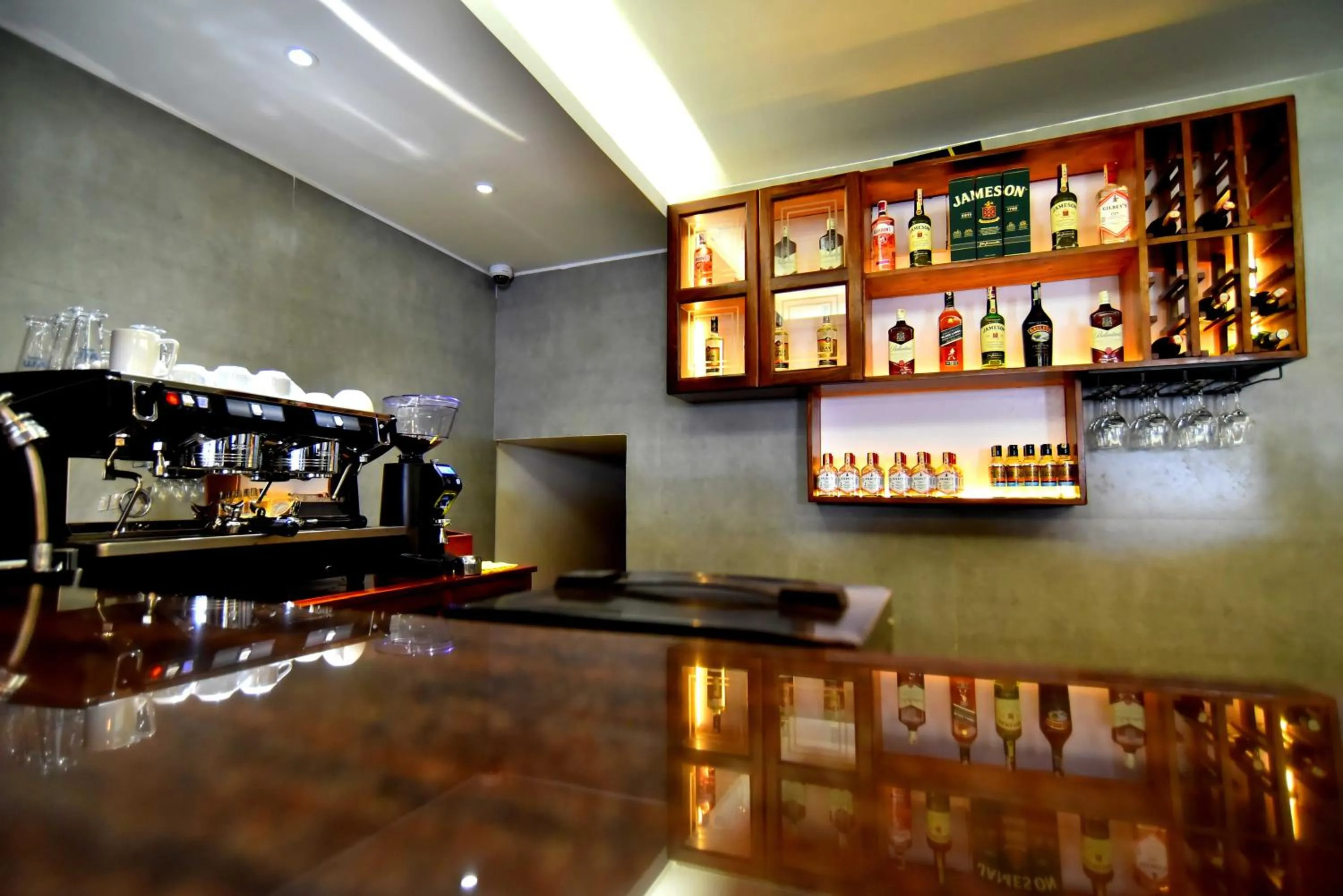 Coffee/tea facilities in Victoria Mews Hotel