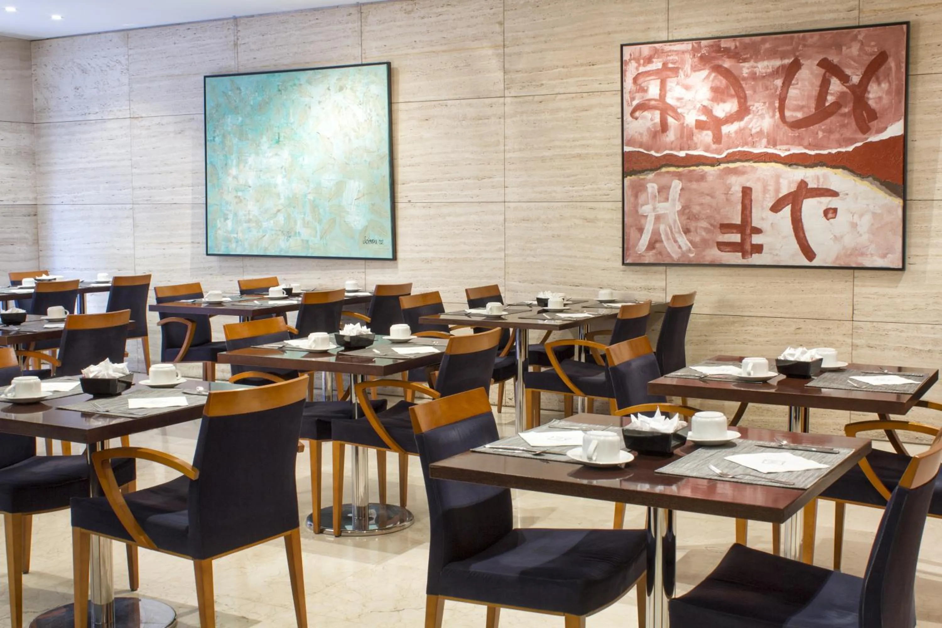 Restaurant/places to eat in Zenit Málaga