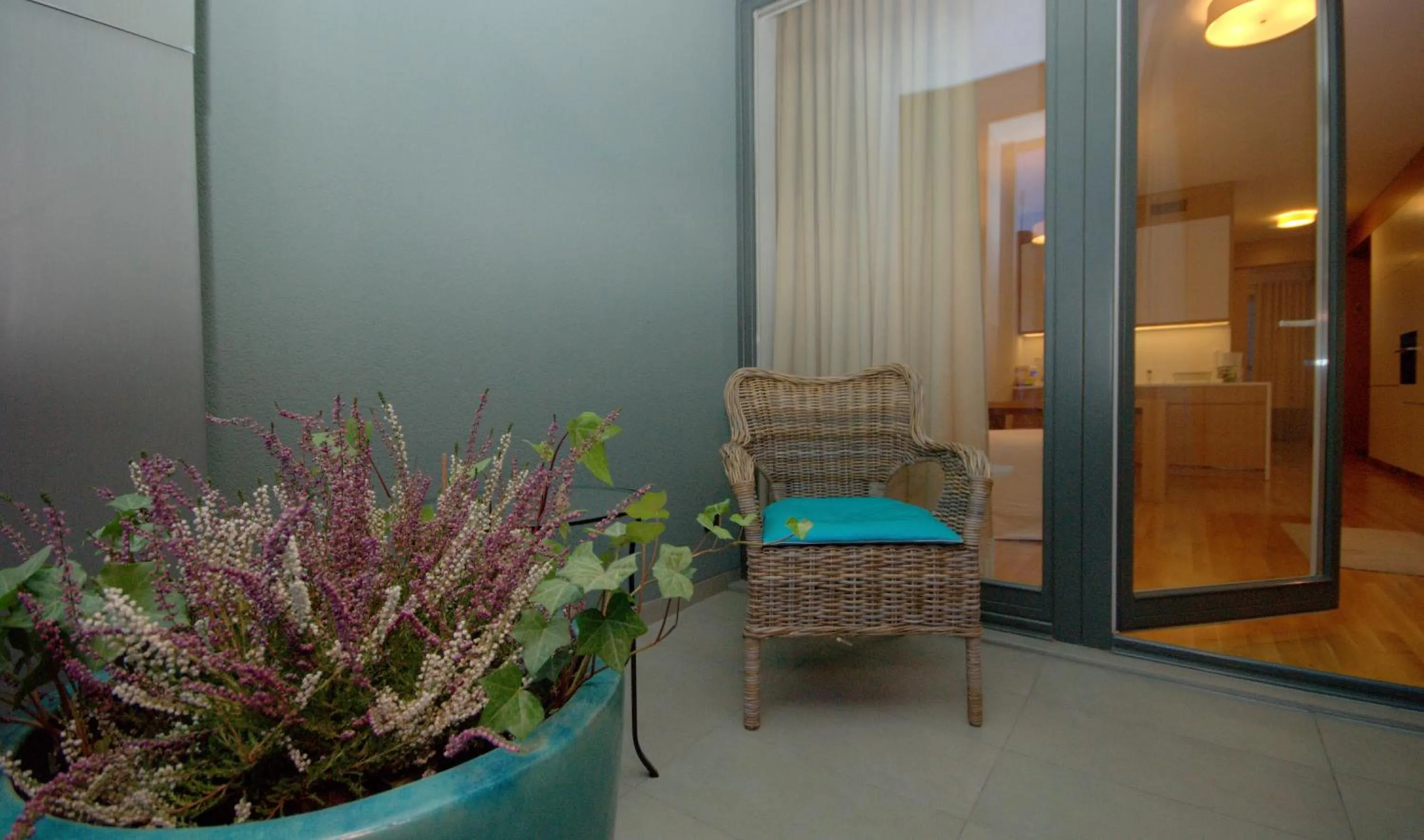 Apartment Prestige (4 Adults) in IRS ROYAL APARTMENTS Apartamenty IRS Kwartał Kamienic