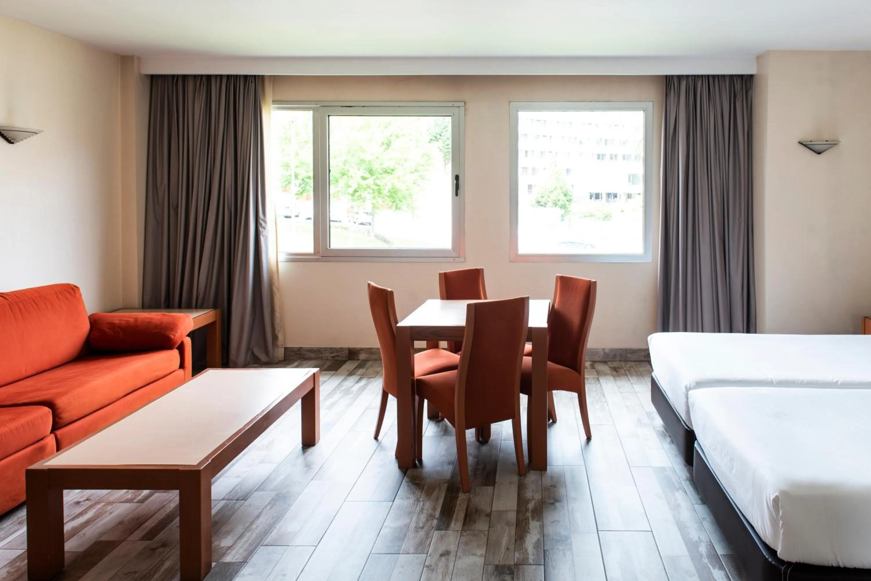 Photo of the whole room, Bed in Hotel Palacio del Mar