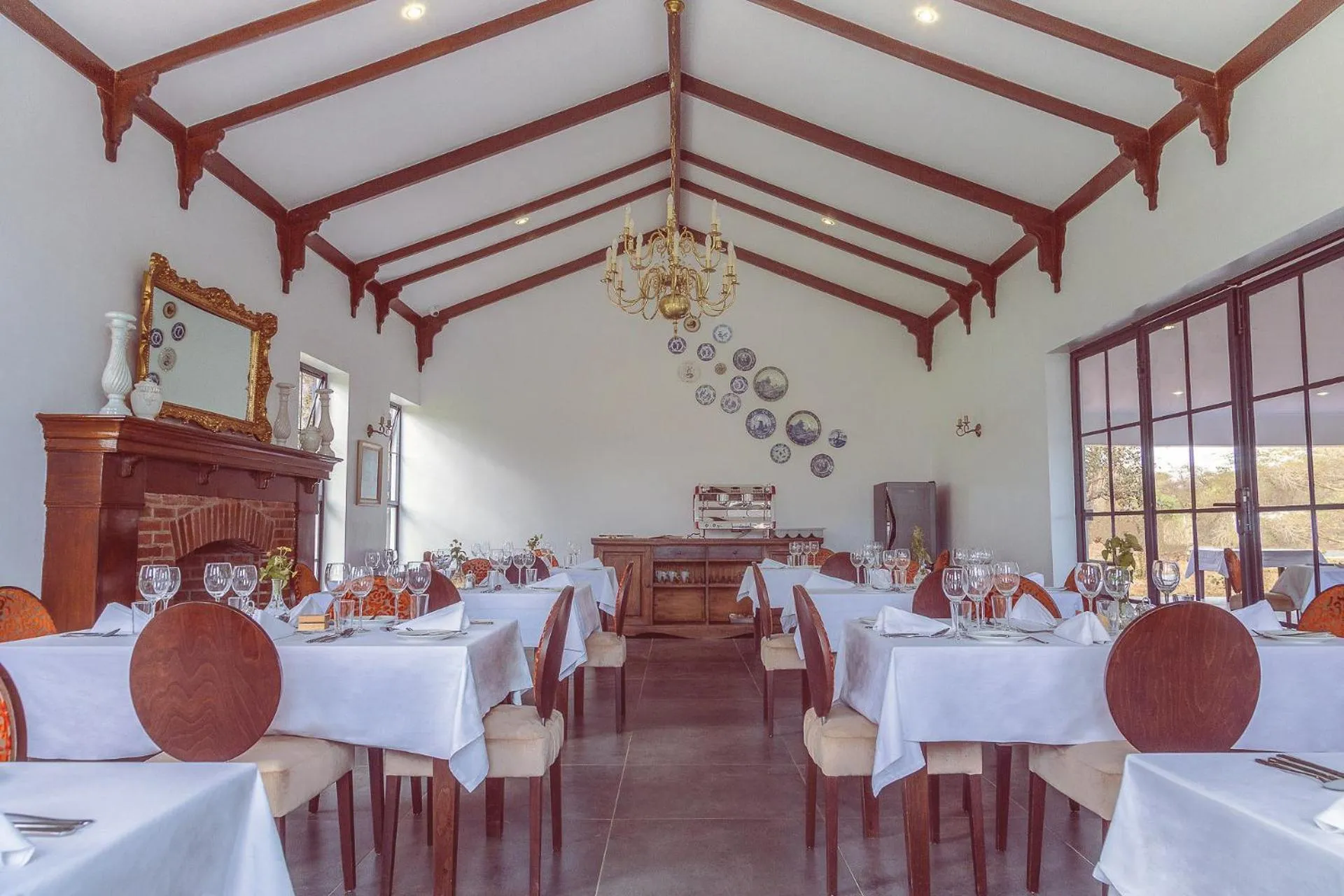 Restaurant/places to eat in Kili Seasons Hotel