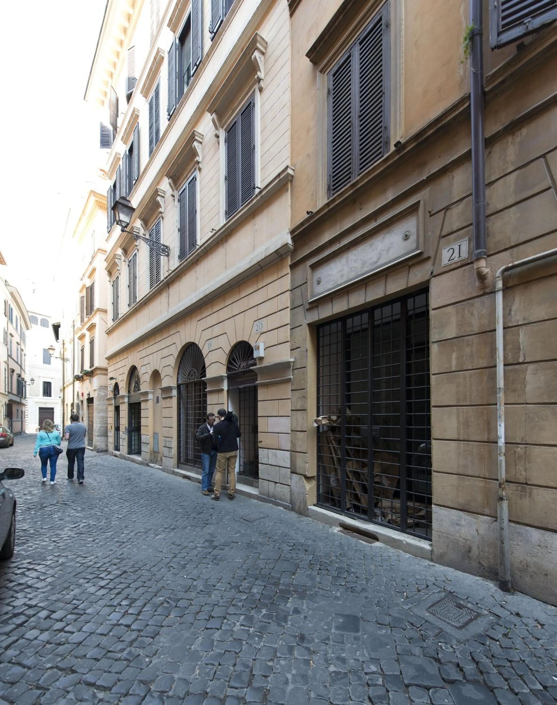 Facade/entrance in EasyInRome Navona