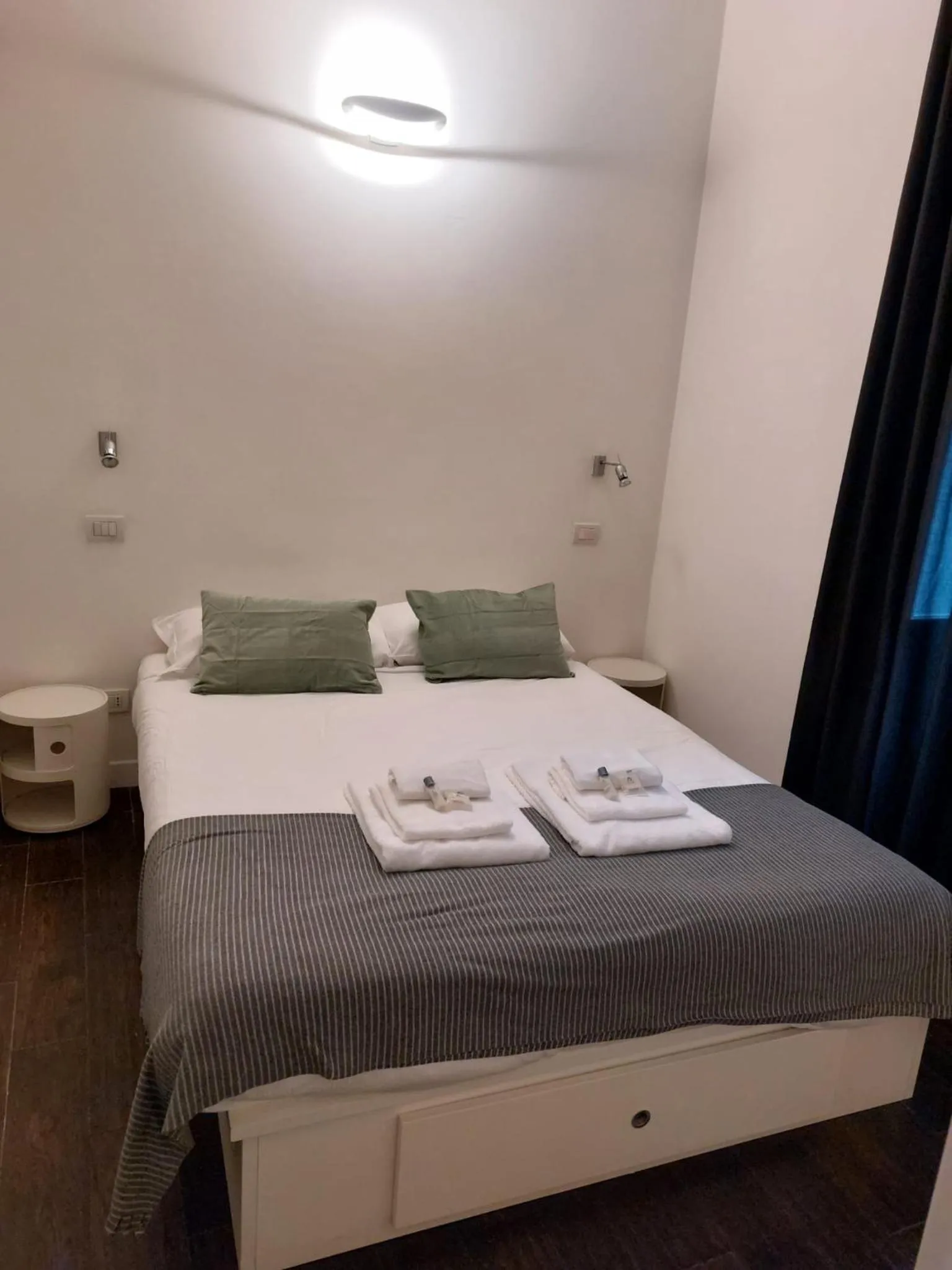 Bedroom, Bed in EasyInRome Navona