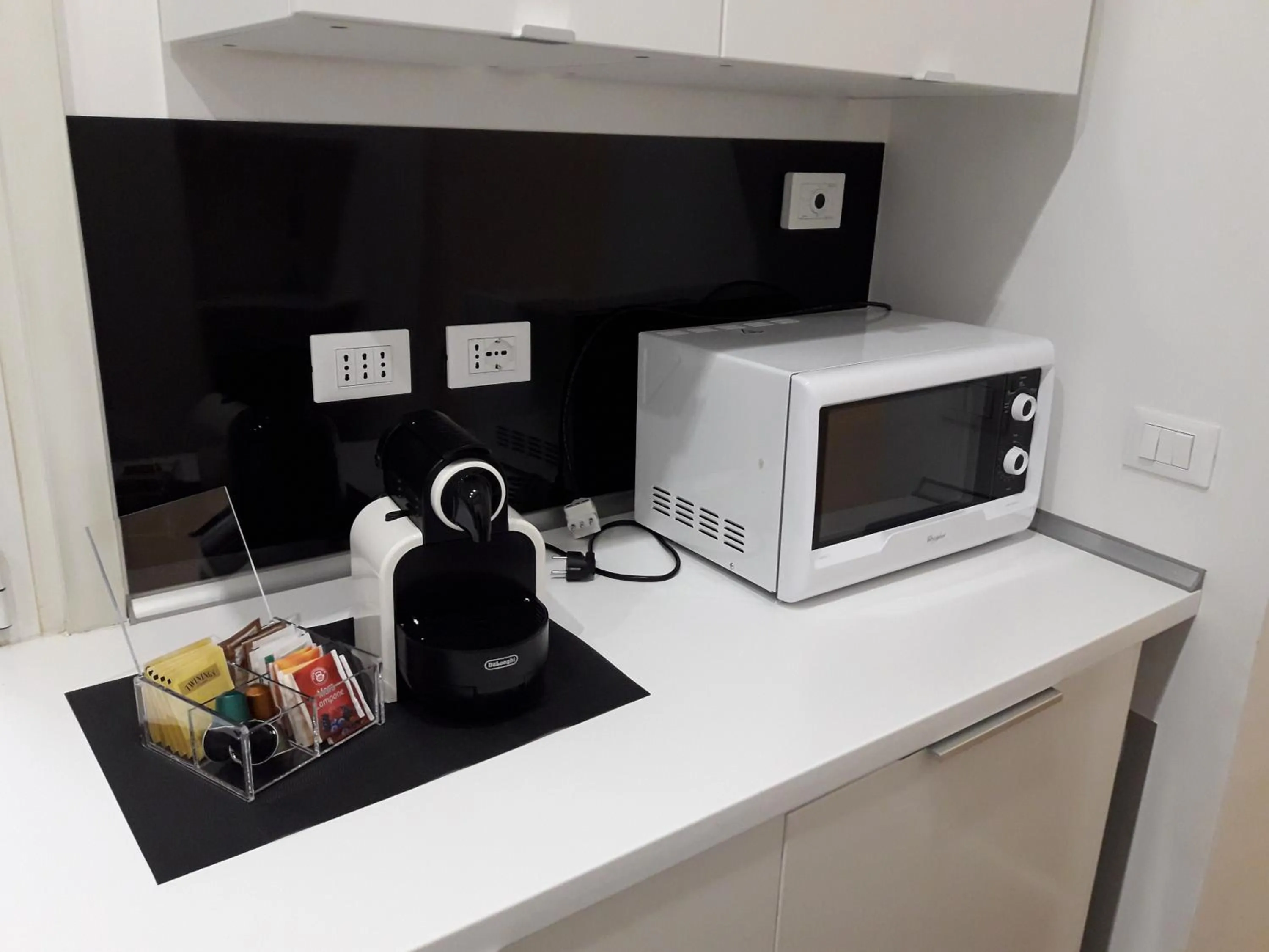 Coffee/tea facilities in EasyInRome Navona