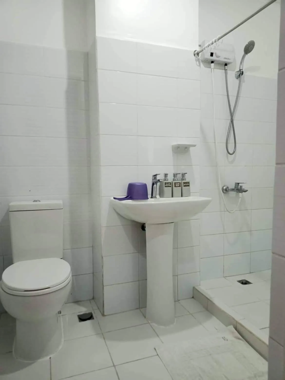 Shower in The Purple Tree Hostel