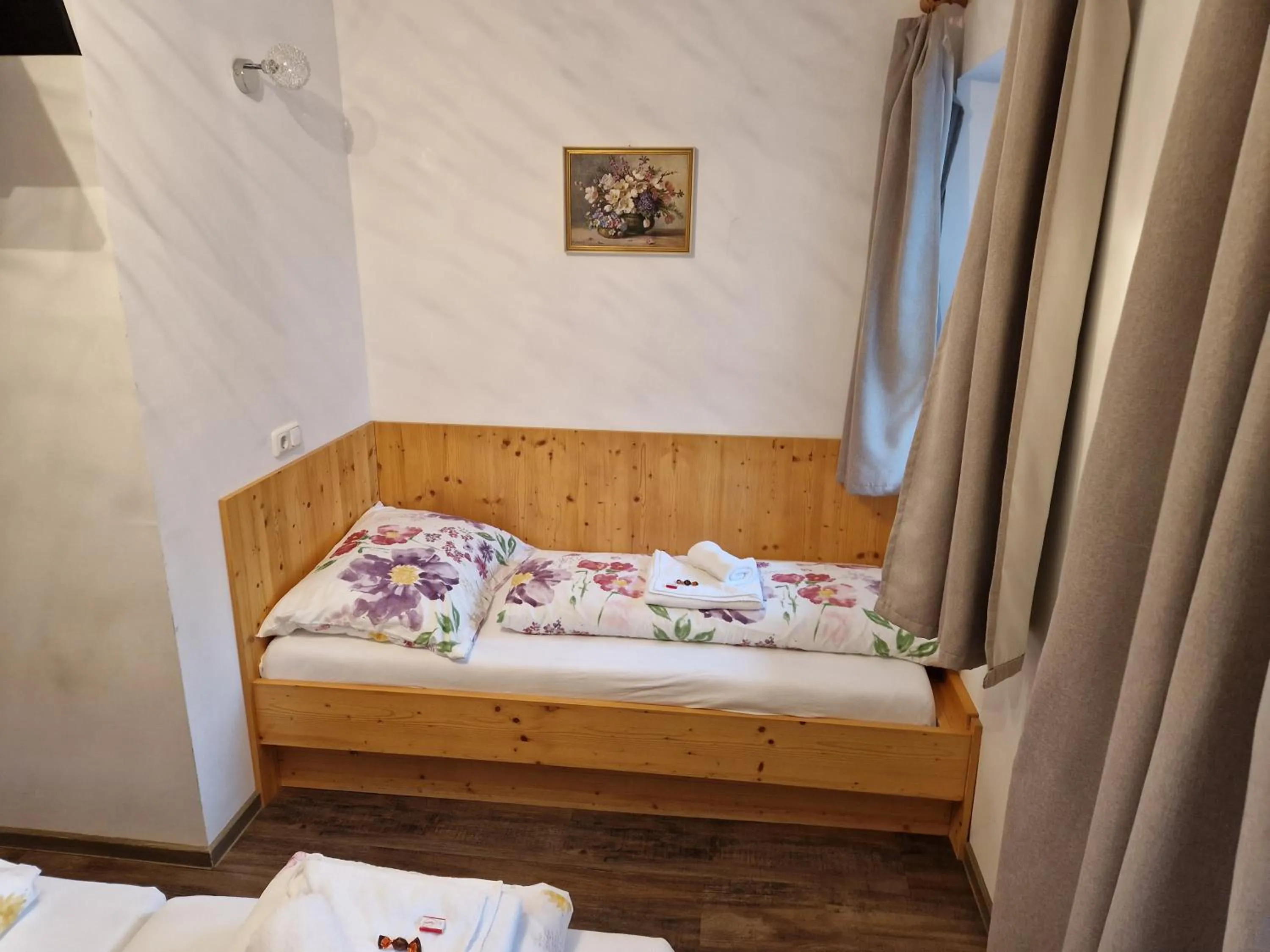Bed in Gasthof Post