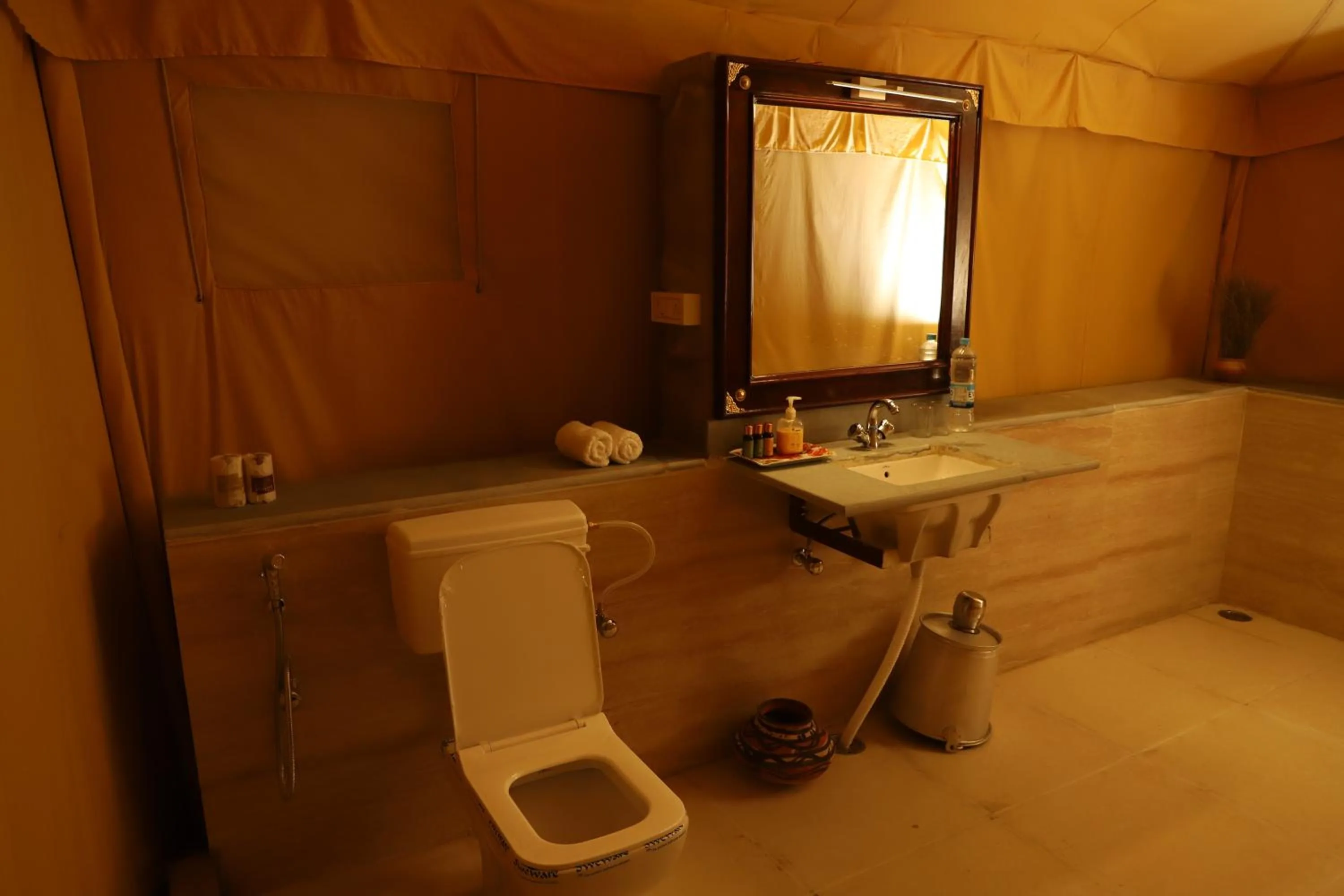Bathroom in Camp Rajputana