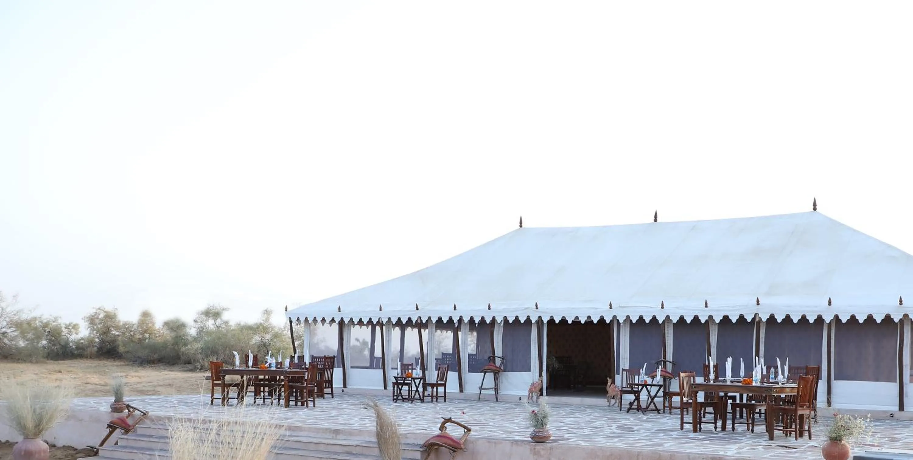 Restaurant/places to eat in Camp Rajputana