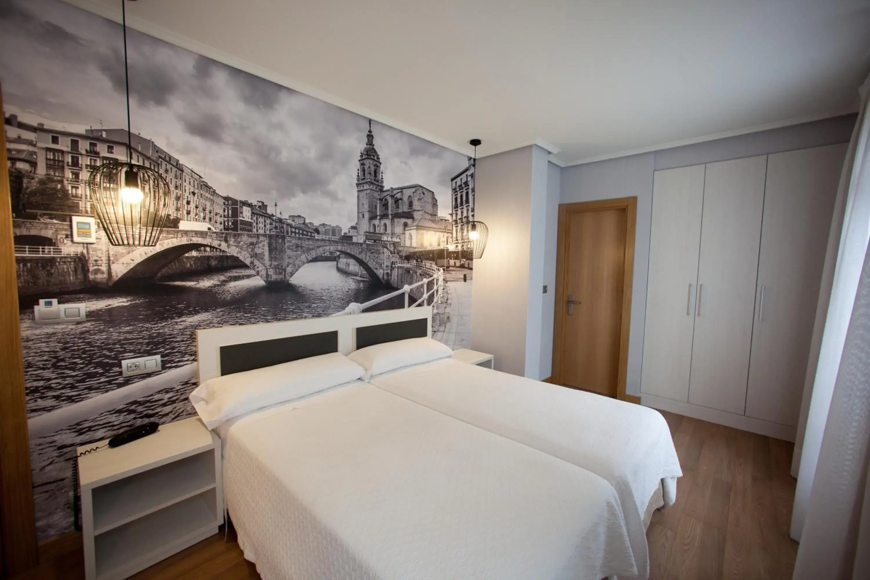 Double or Twin Room in Hotel Silken Sirimiri Double or Twin Room in Hotel Silken Sirimiri