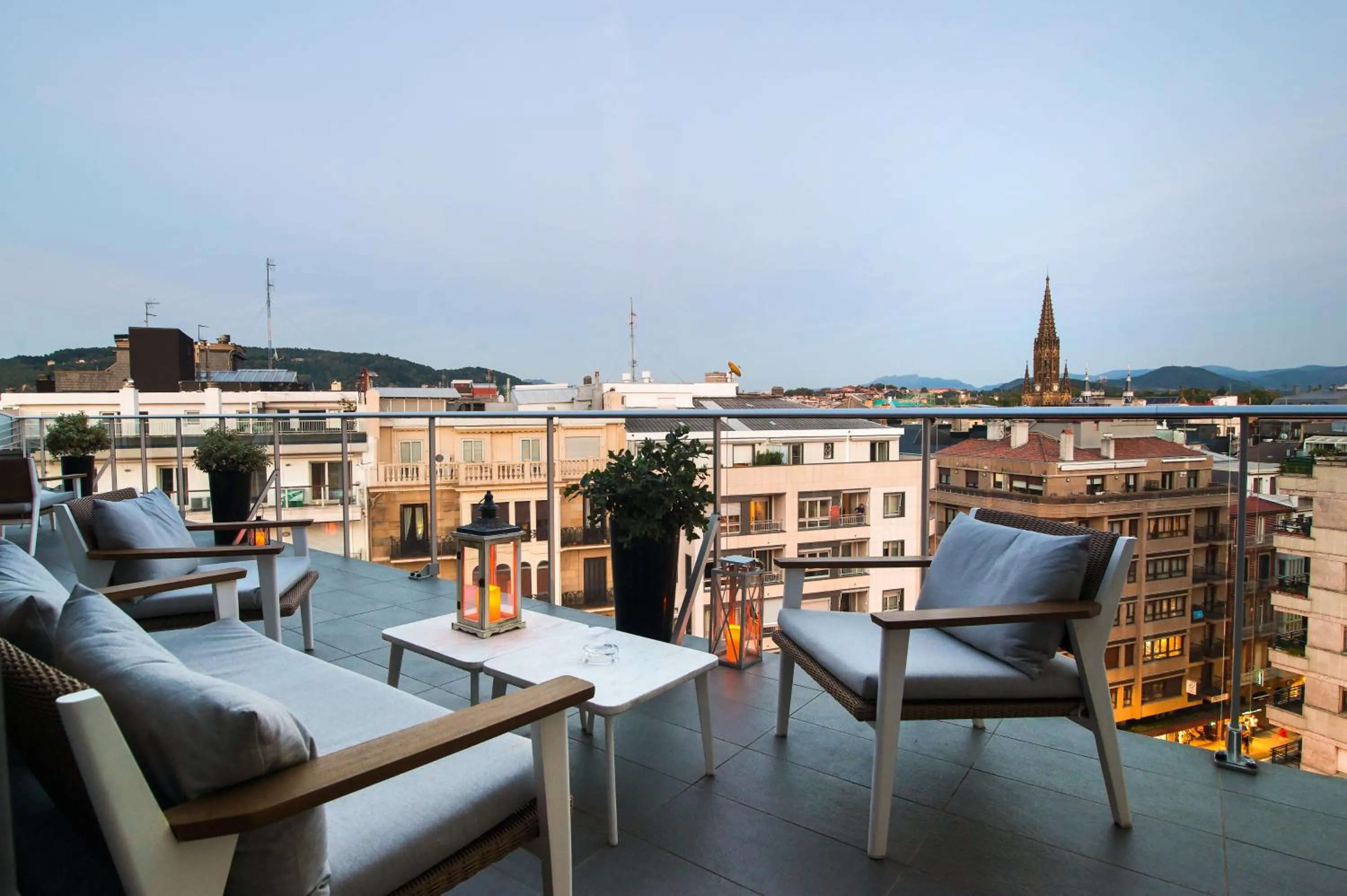 Balcony/Terrace in Hotel de Londres y de Inglaterra