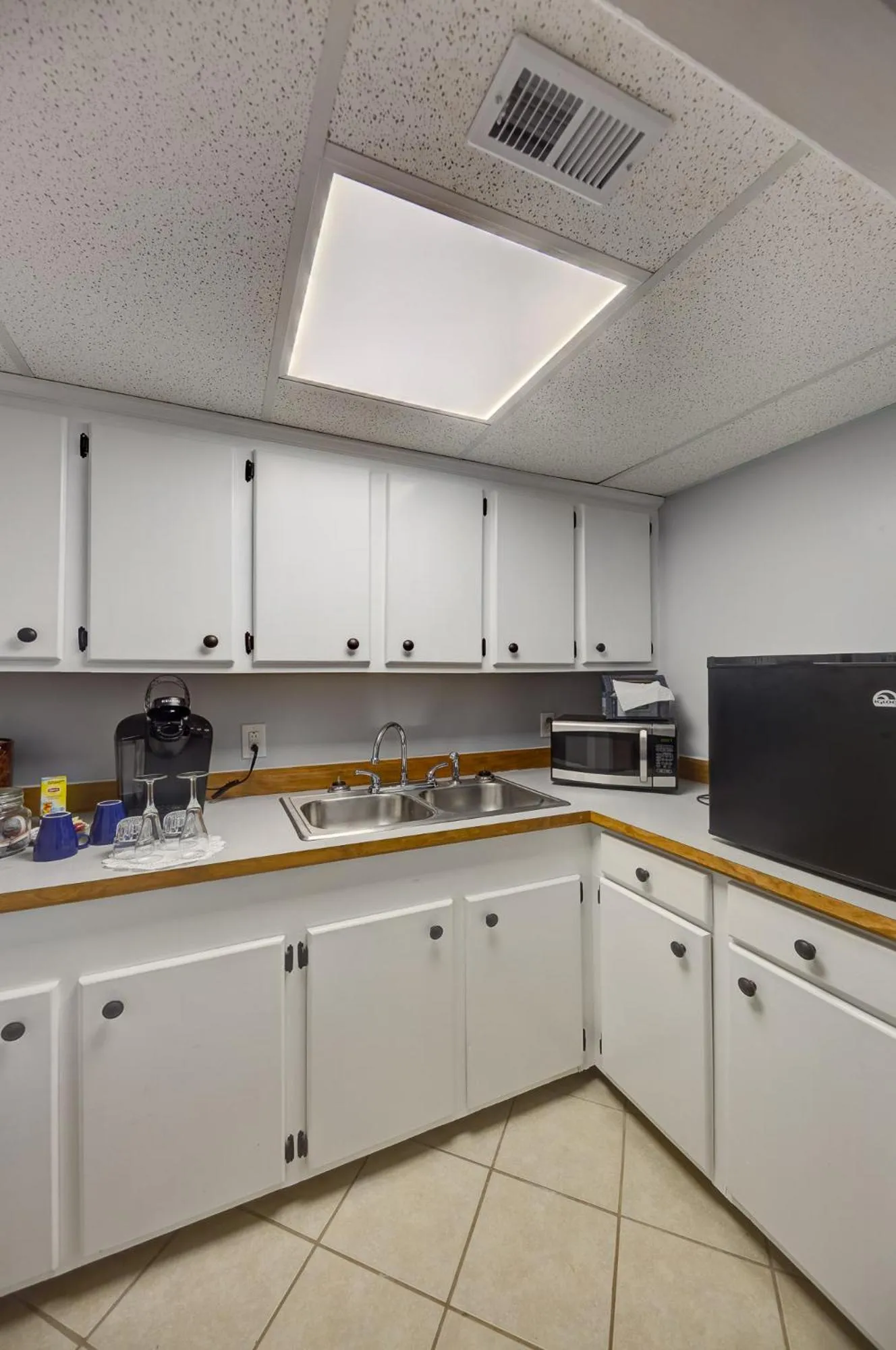 Kitchen or kitchenette in The Duff Green Mansion