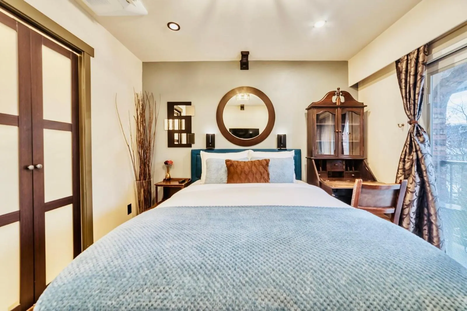 Bed in Neocolonial Nouveau Kensington Vacation Home