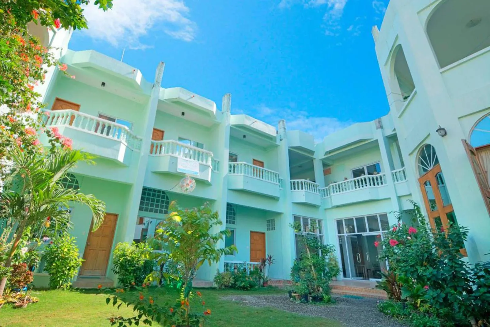 Property building in Shorebreak Boracay Resort