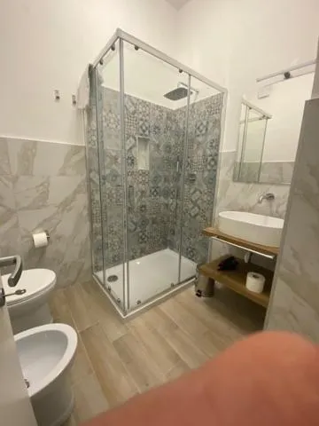 Shower in Cinemovie Guesthouse