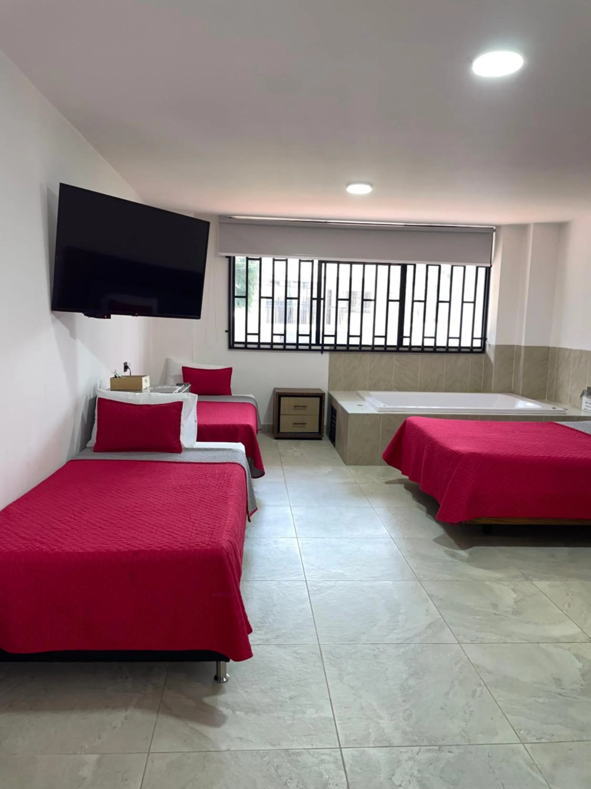 Bedroom, Bed in Hotel Ofix