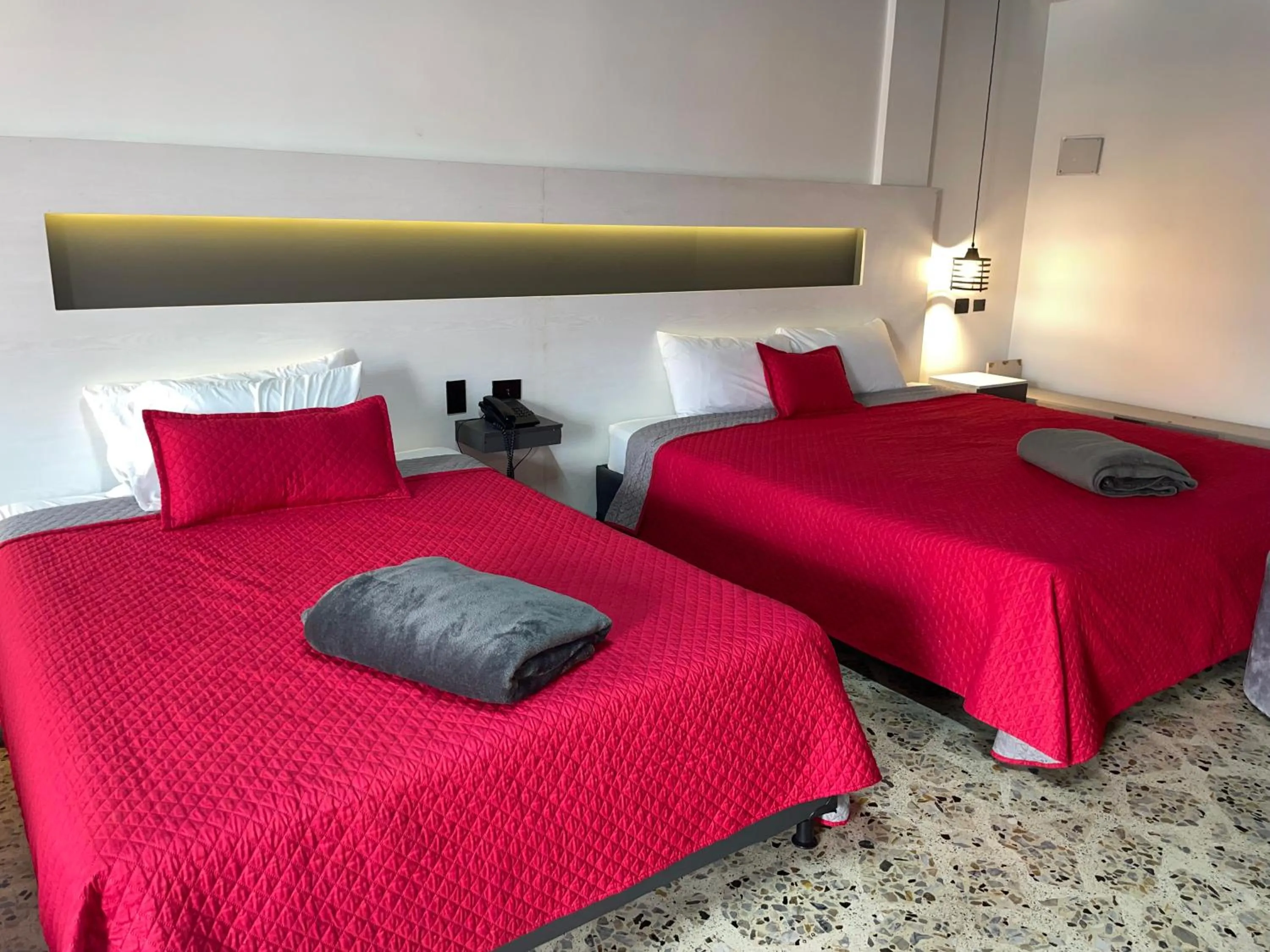 Bedroom, Bed in Hotel Ofix