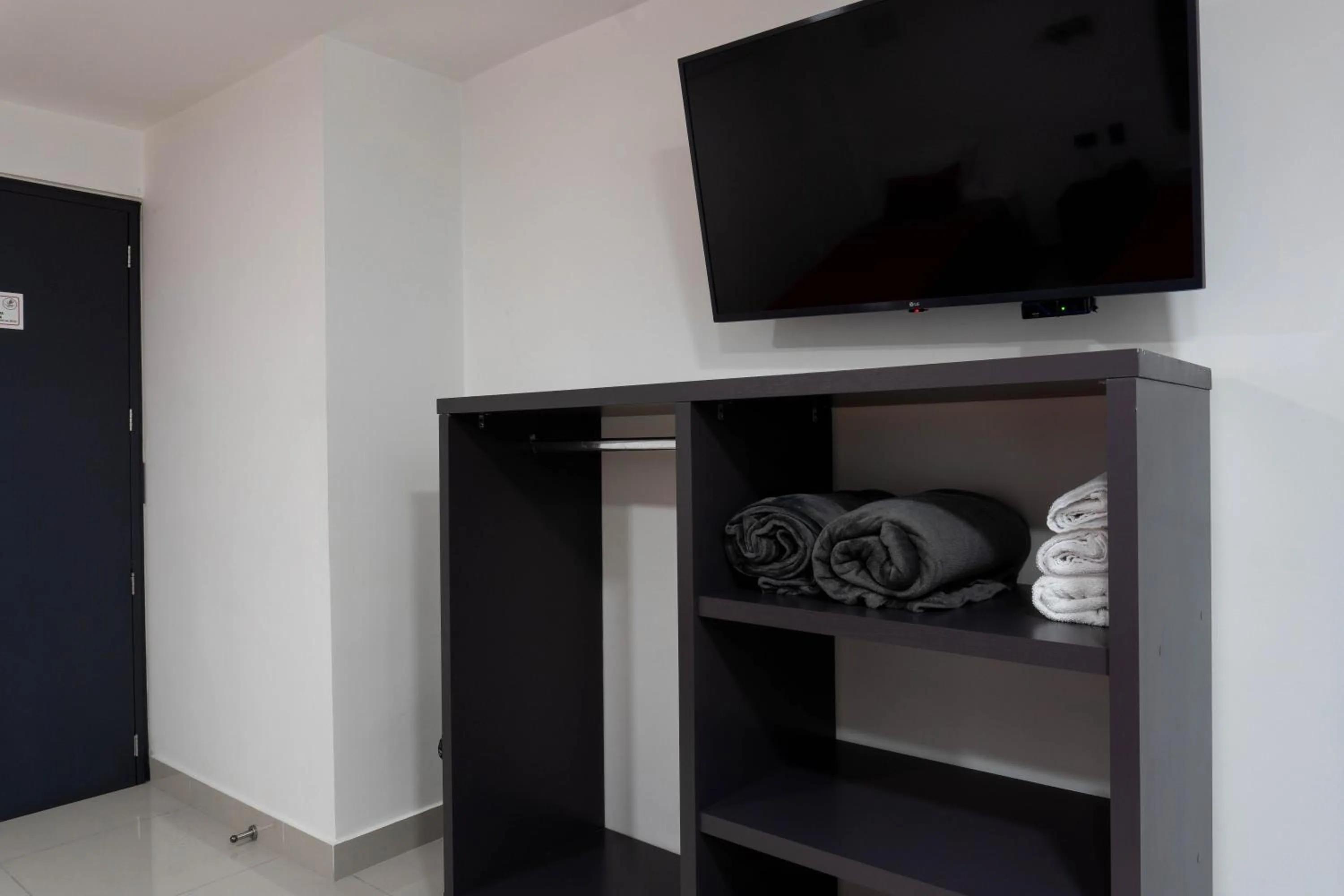 wardrobe in Hotel Ofix