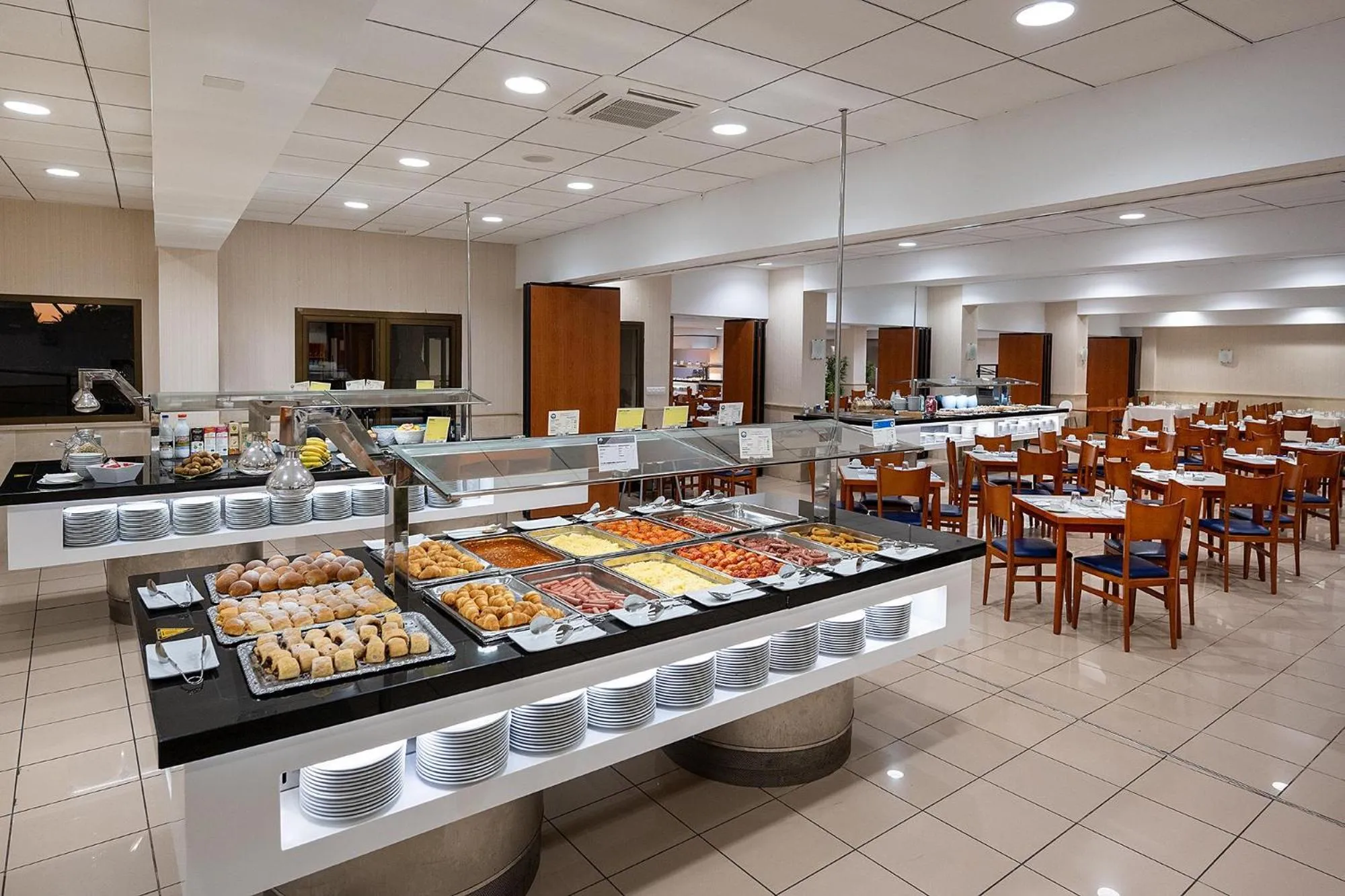 Restaurant/places to eat in Hotel Playas de Torrevieja