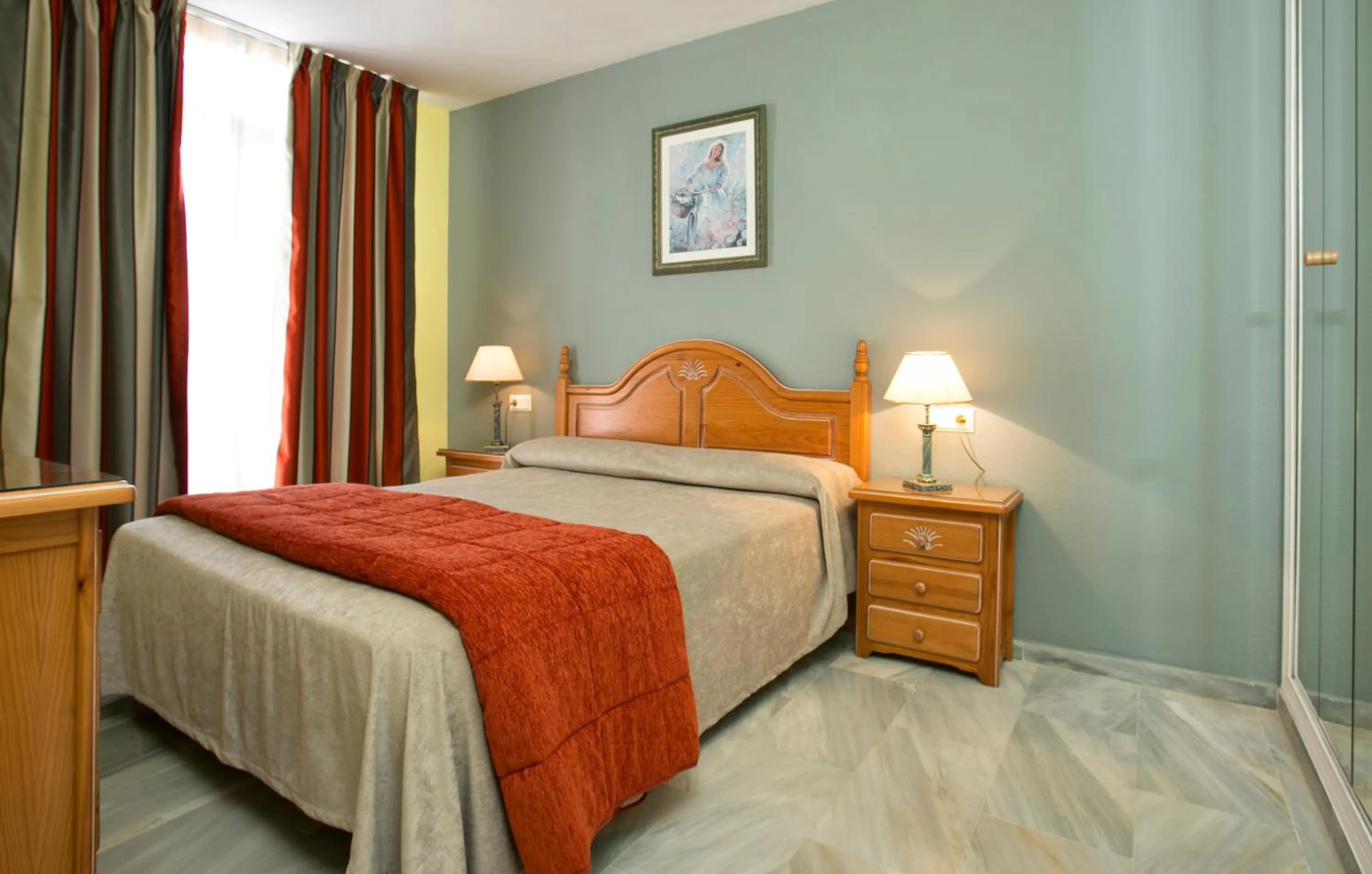 Bedroom, Bed in Ona Campanario