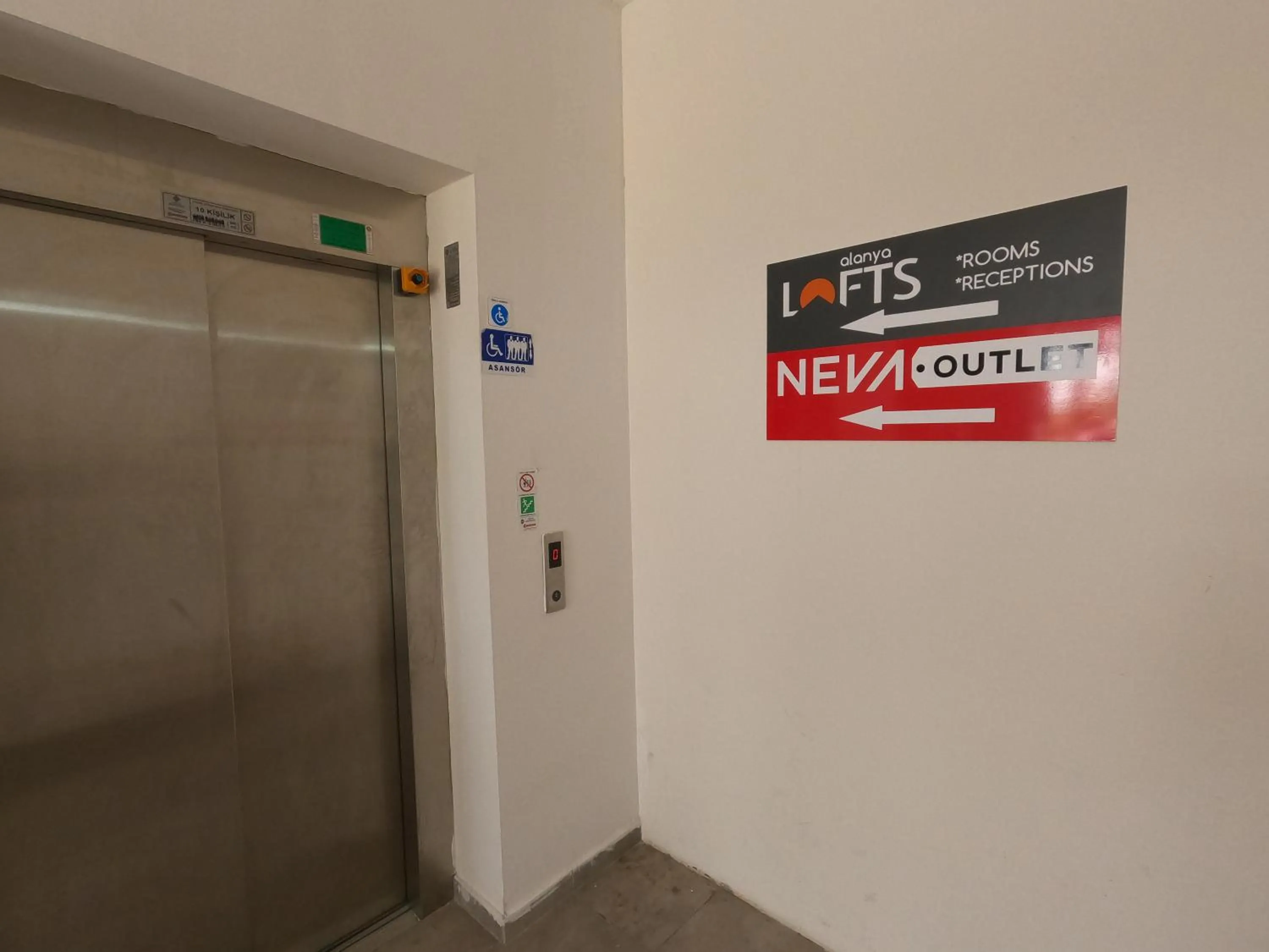 elevator in Lofts Alanya Luna Hotel