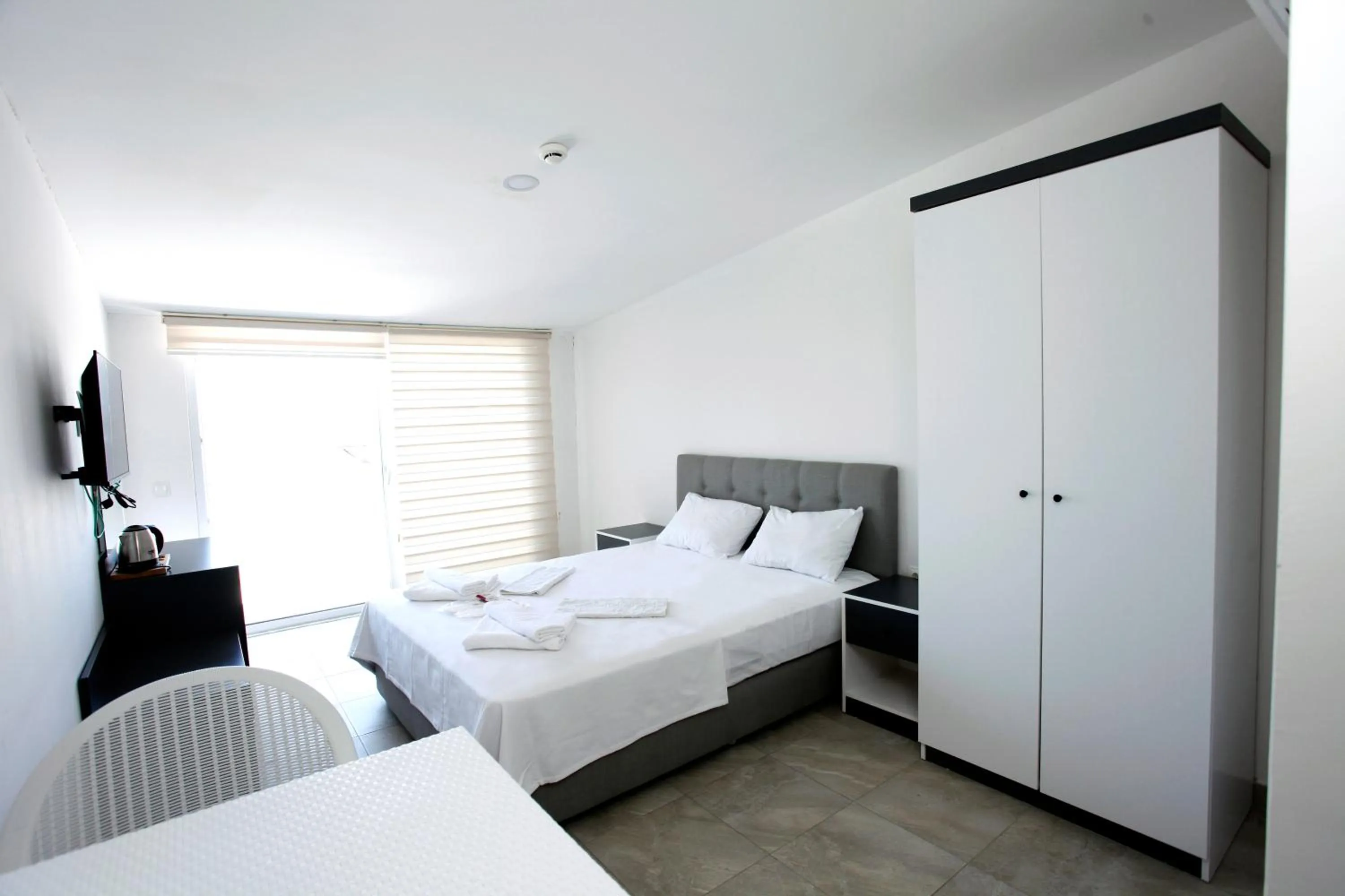 Photo of the whole room, Bed in Lofts Alanya Luna Hotel