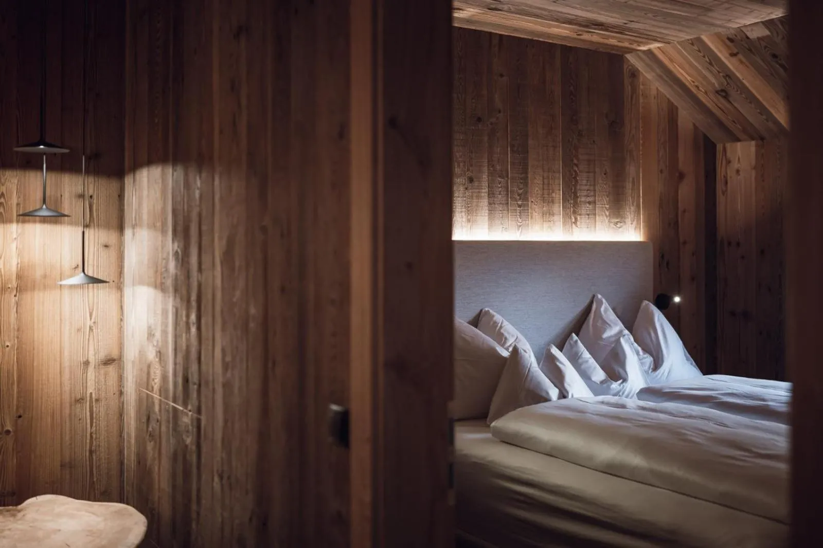 Bed in Amus Chalets Dolomites - Luxury Chalets South Tyrol