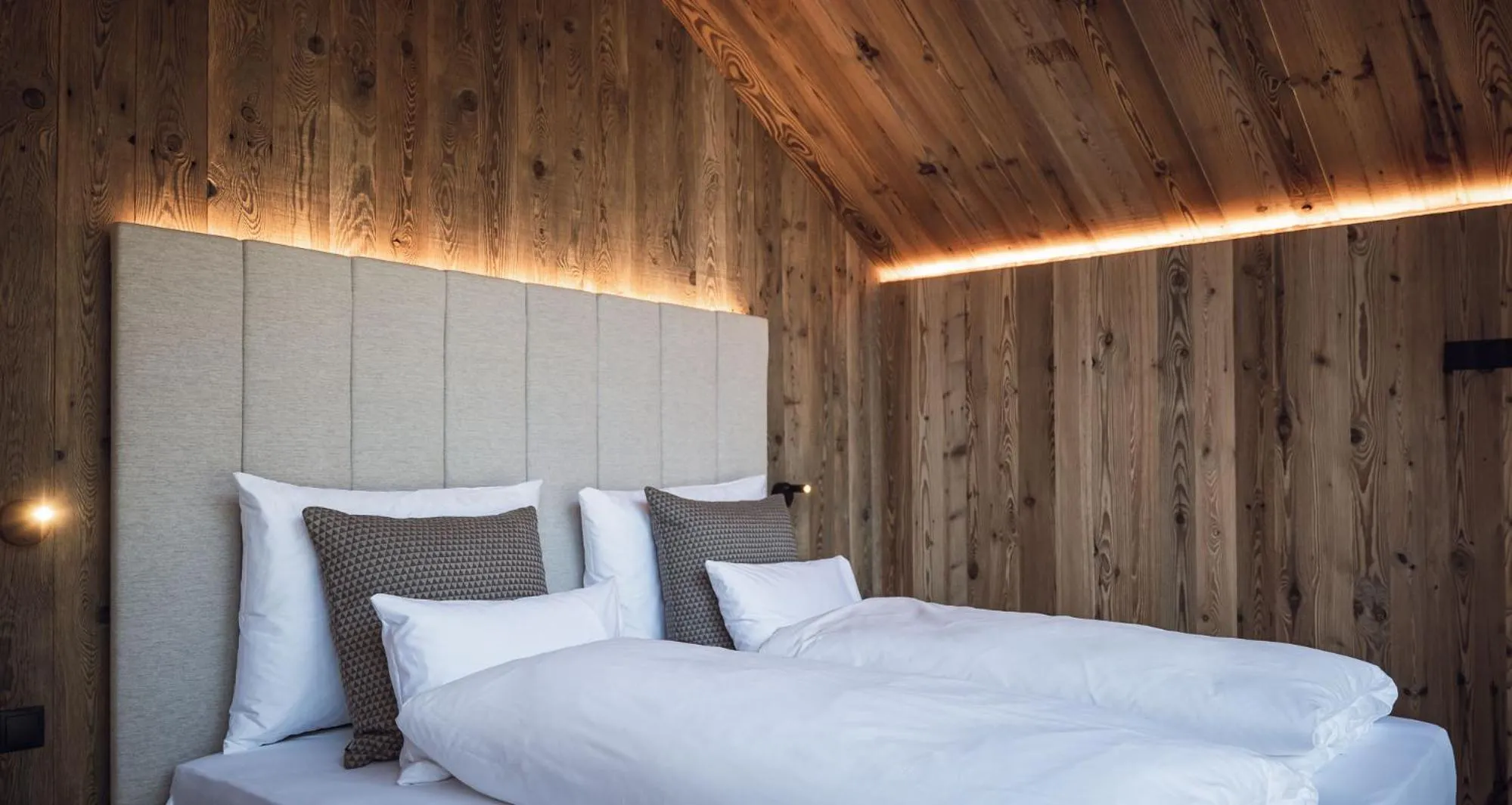 Bedroom, Bed in Amus Chalets Dolomites - Luxury Chalets South Tyrol