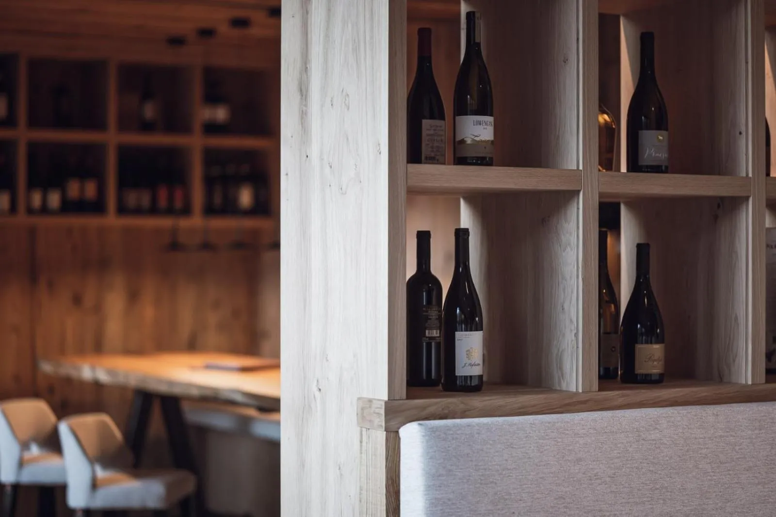Lounge or bar in Amus Chalets Dolomites - Luxury Chalets South Tyrol