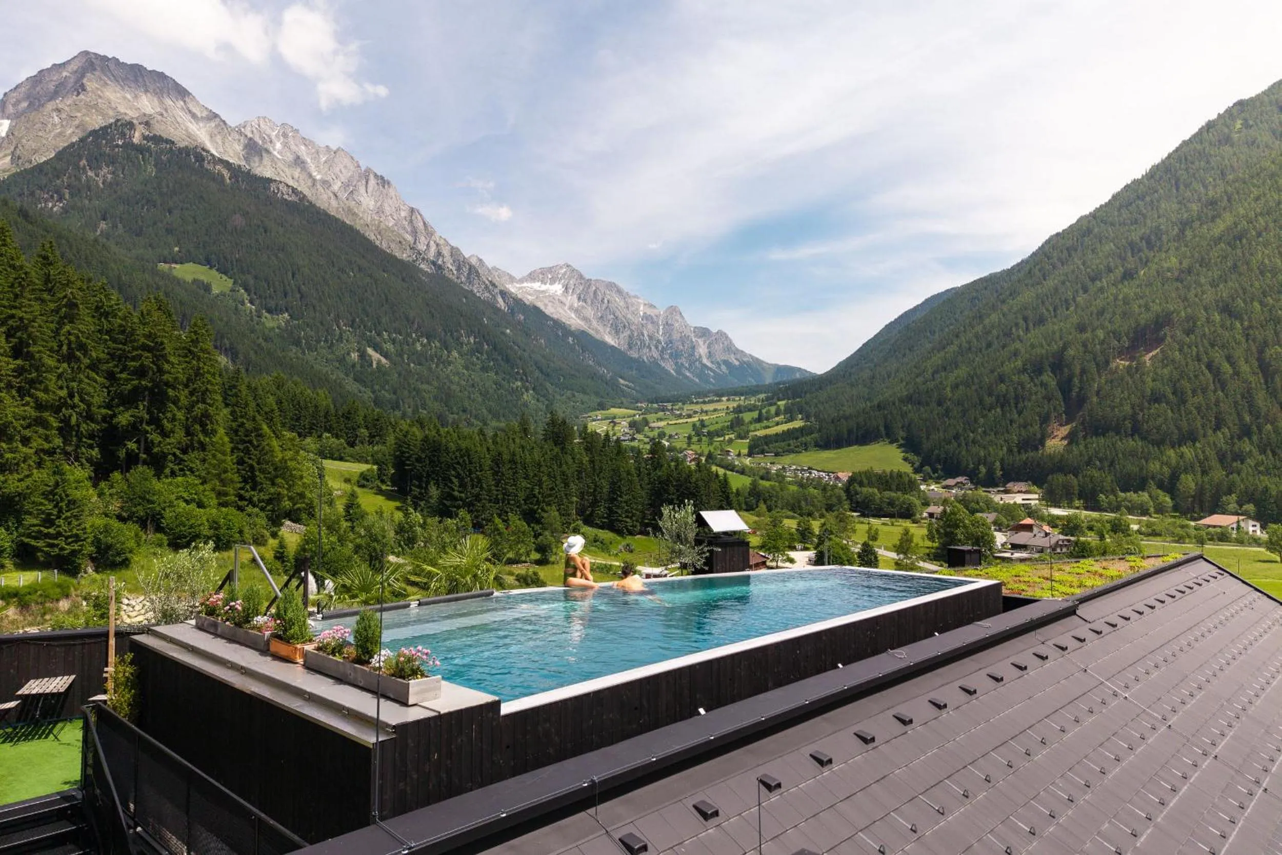 Pool view in Amus Chalets Dolomites - Luxury Chalets South Tyrol
