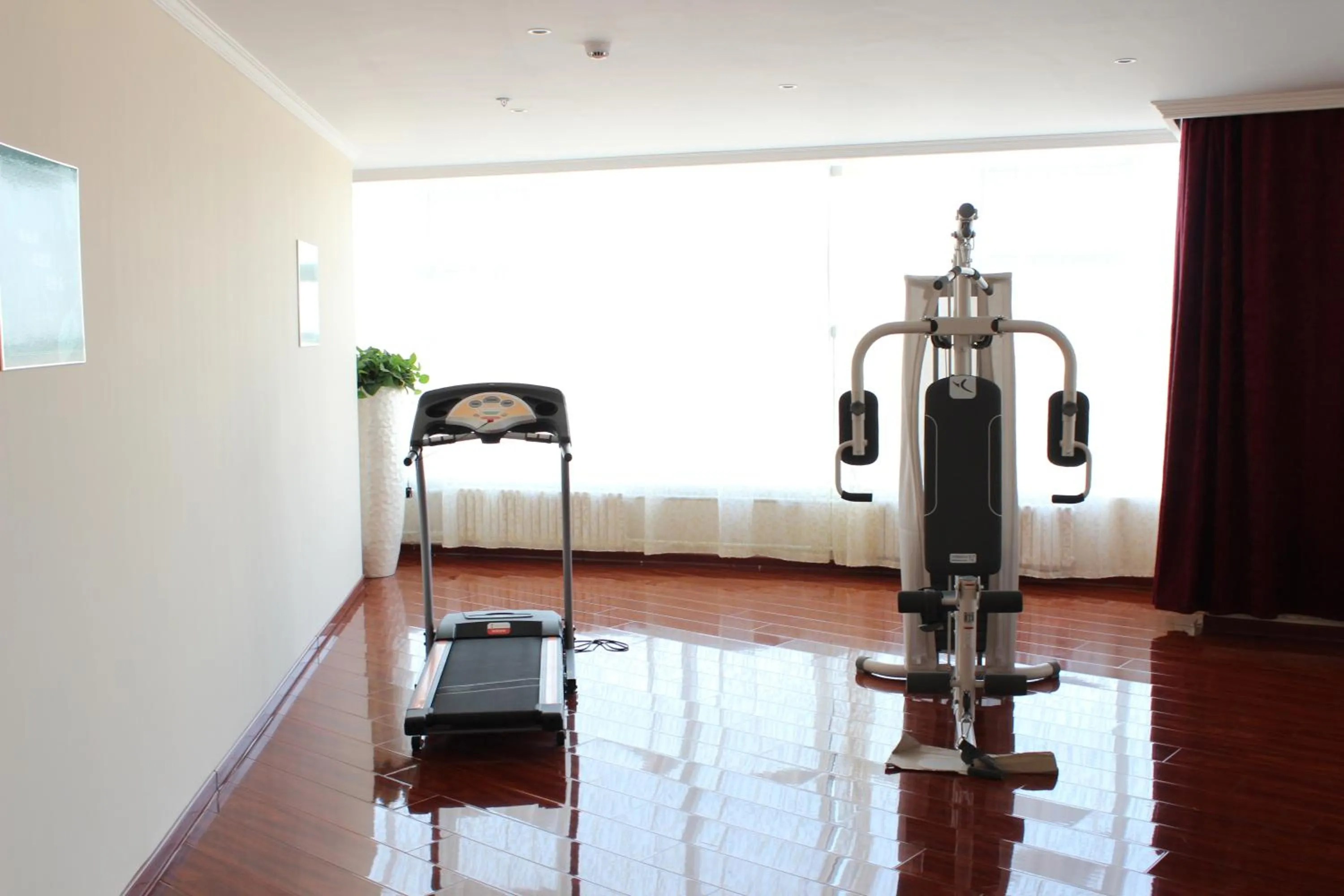 Fitness centre/facilities in GreenTree Inn Zhangjiakou Yu County Bus Station Business Hotel