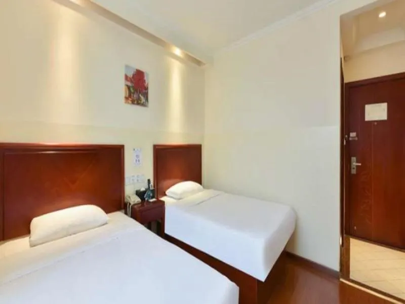 Bed in GreenTree Inn Zhangjiakou Yu County Bus Station Business Hotel