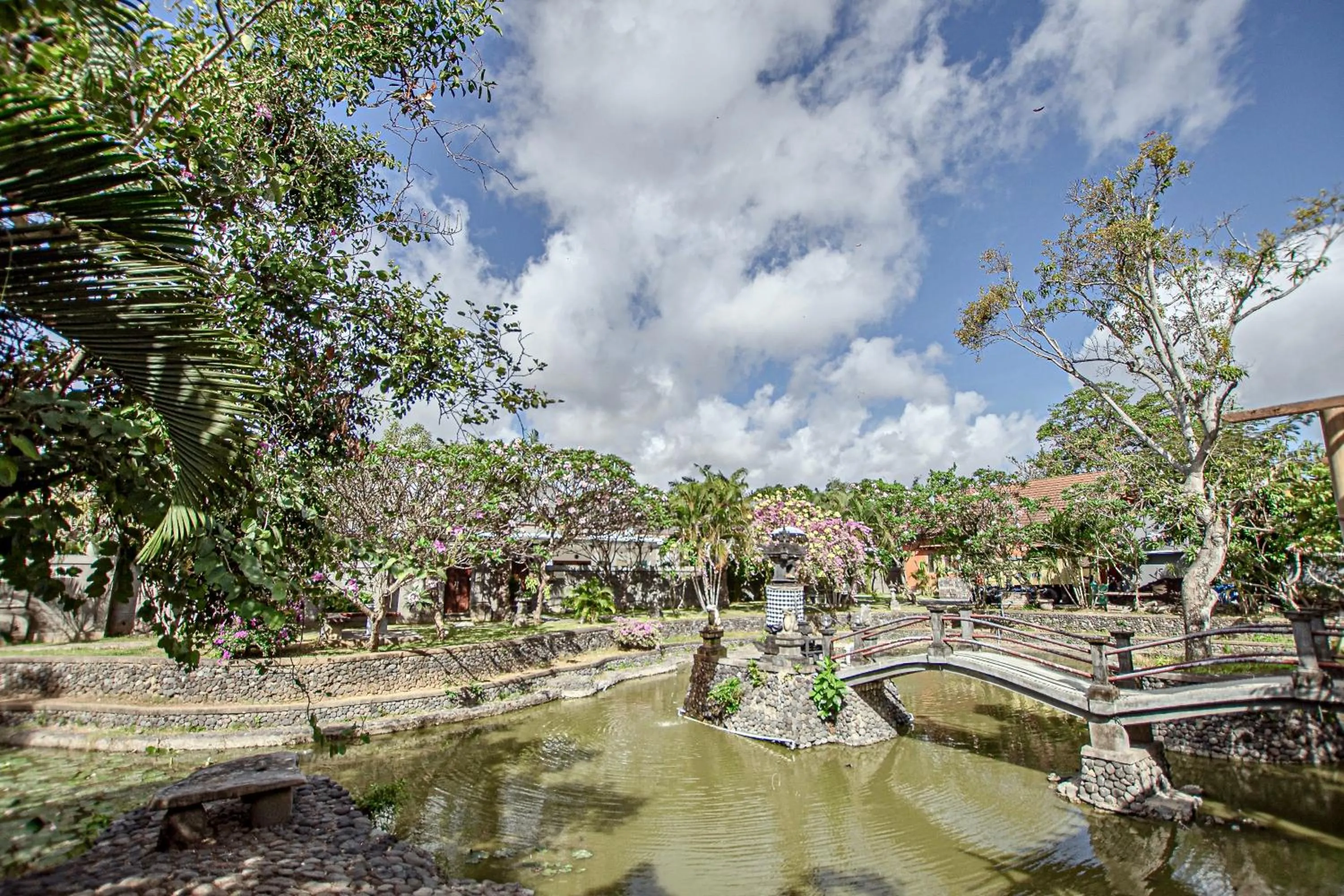 Lake view in Panorama Cottages I