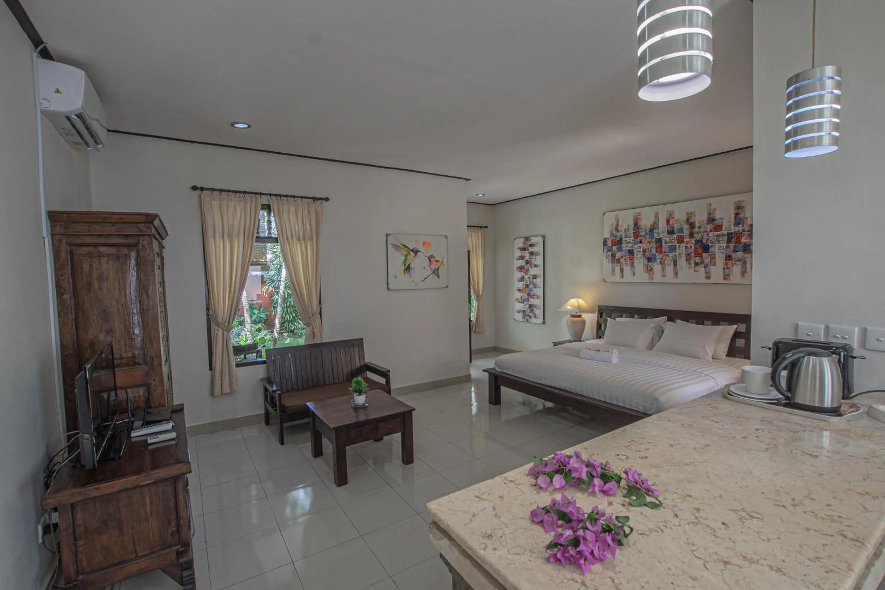 Living room, Bed in Panorama Cottages I