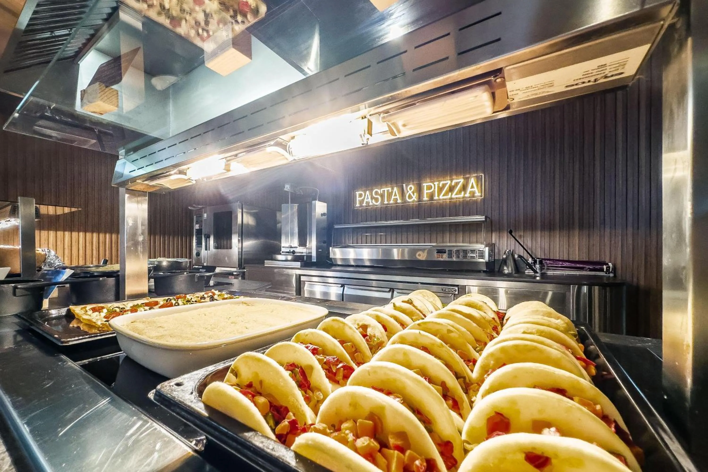 Restaurant/places to eat in THB San Fermín