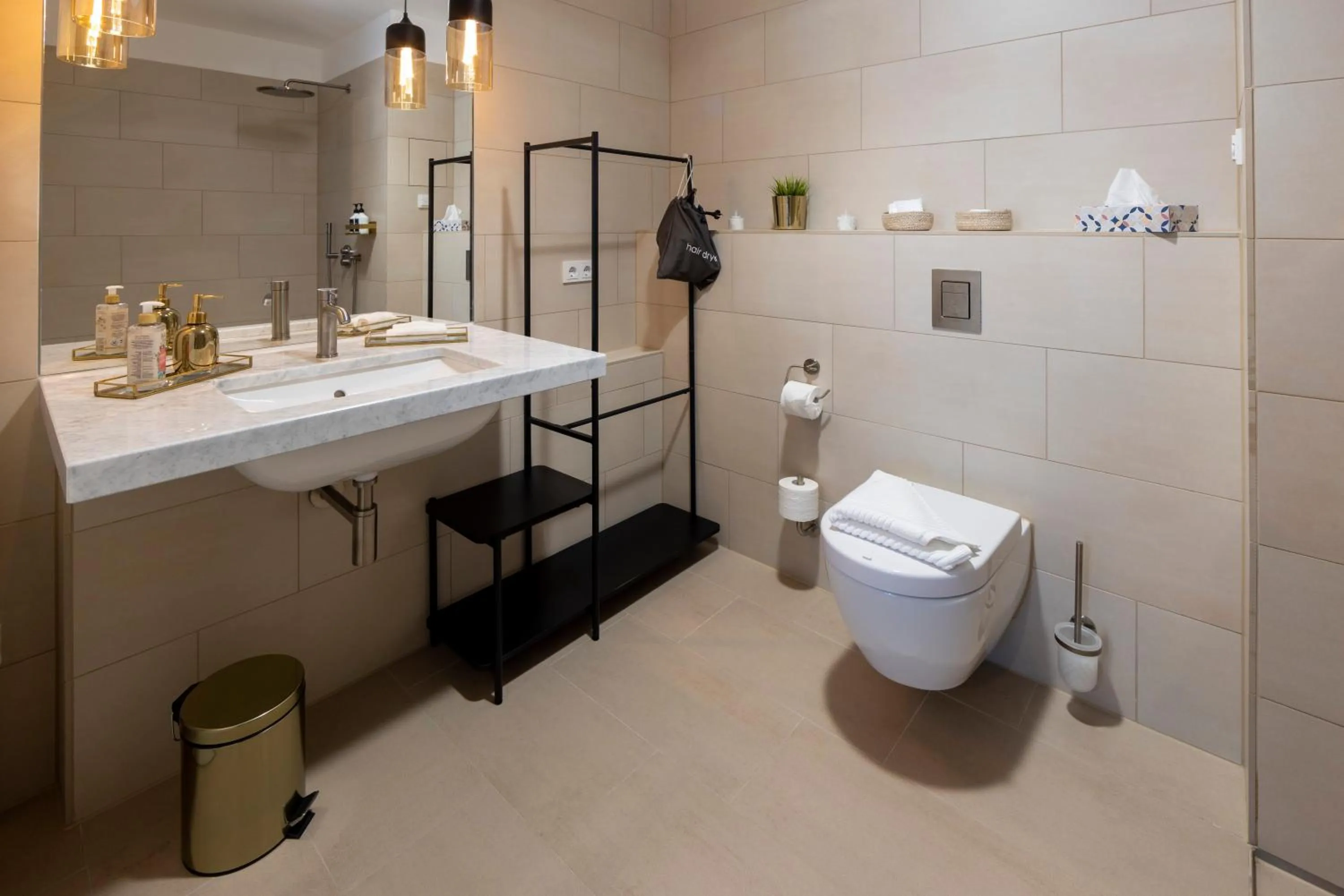 Bathroom in Pure Berlin Apartments - Luxury at Pure Living in City Center