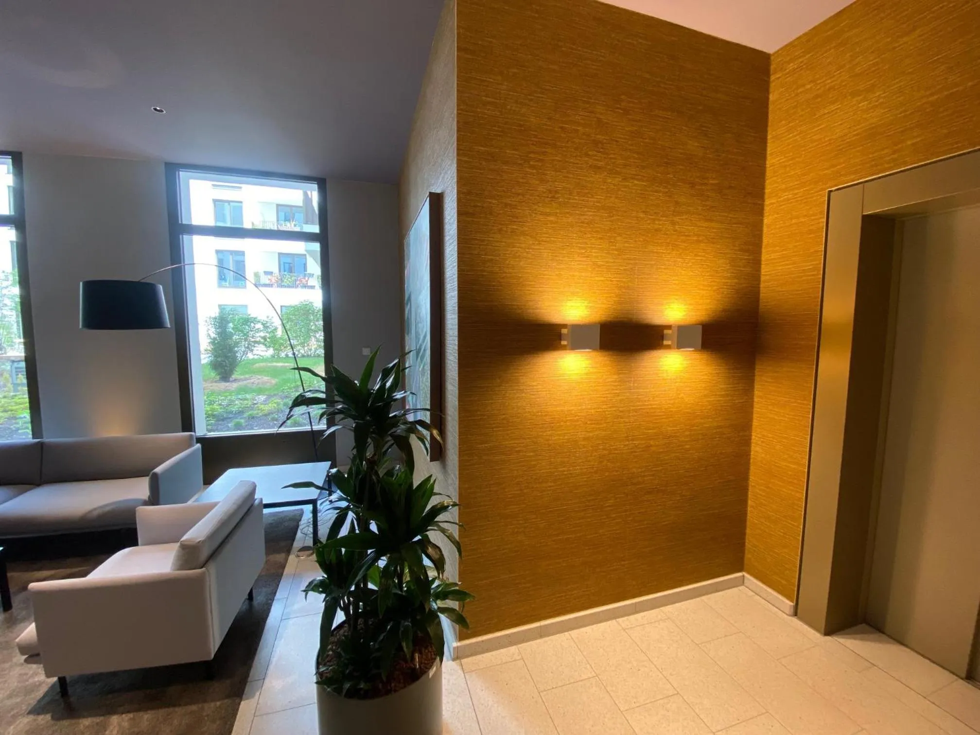 Communal lounge/ TV room in Pure Berlin Apartments - Luxury at Pure Living in City Center