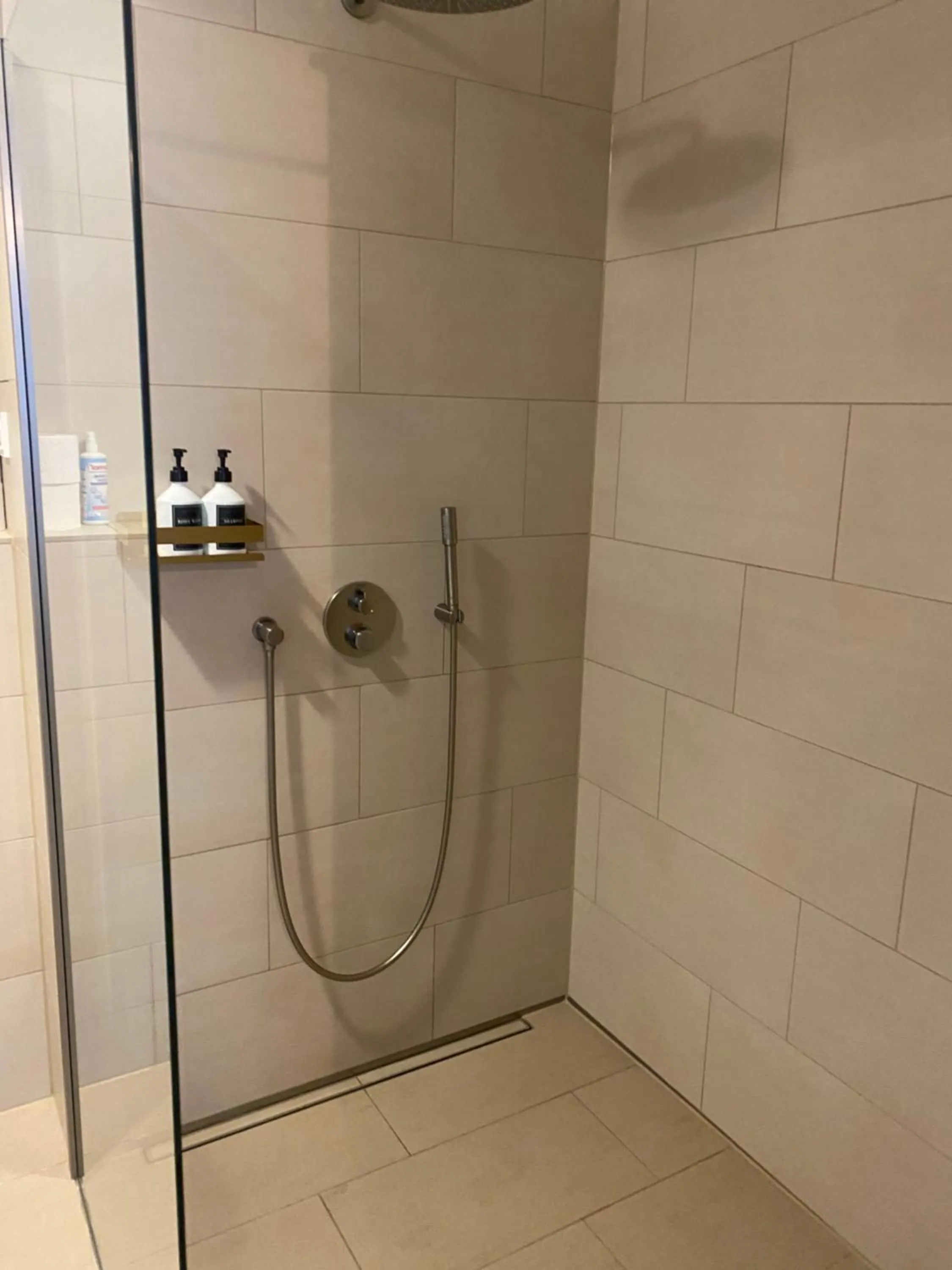 Shower in Pure Berlin Apartments - Luxury at Pure Living in City Center